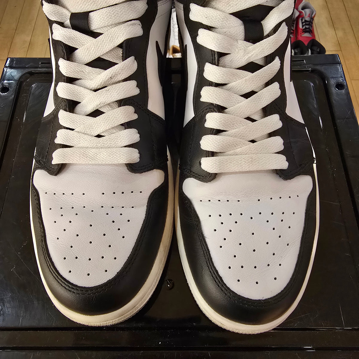Jordan 1 Retro Barons (2014) SZ 11.5 USED NO BOX