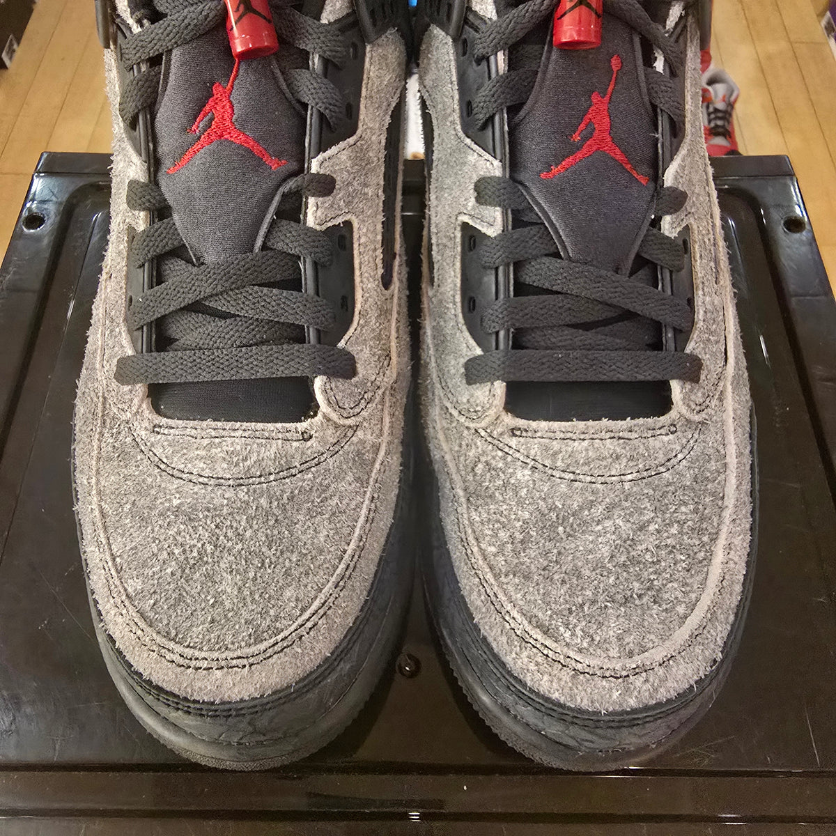 Jordan Spizike Low Anthracite Gym Red SZ 12 USED NO BOX
