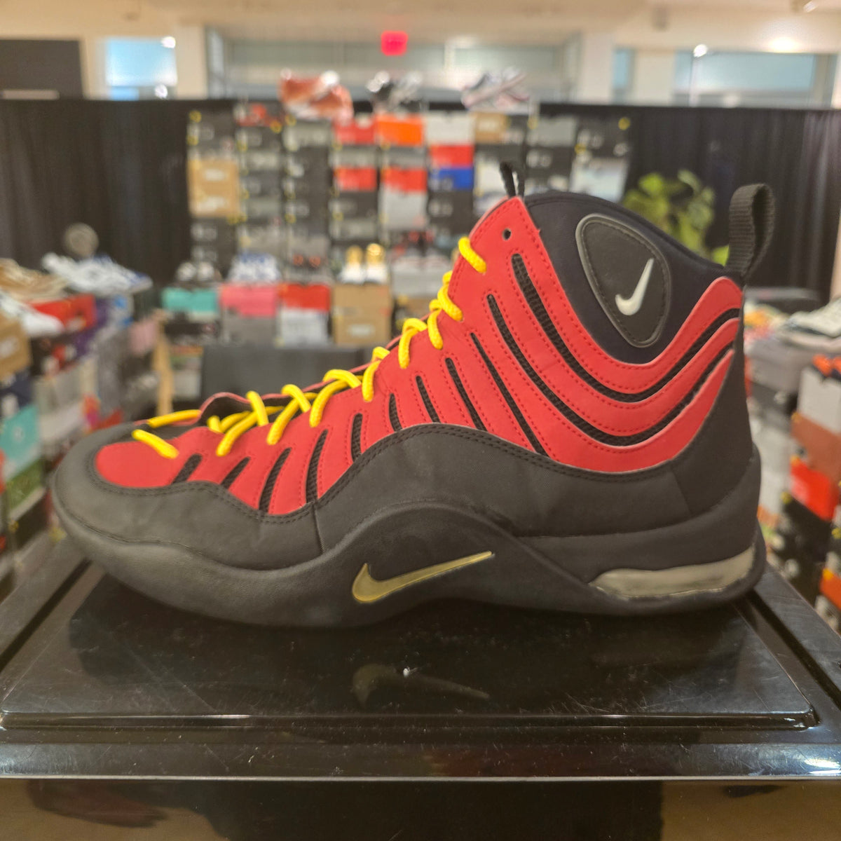 Nike Air Bakin OG (2014) SZ 11.5 USED NO BOX SEPERATION