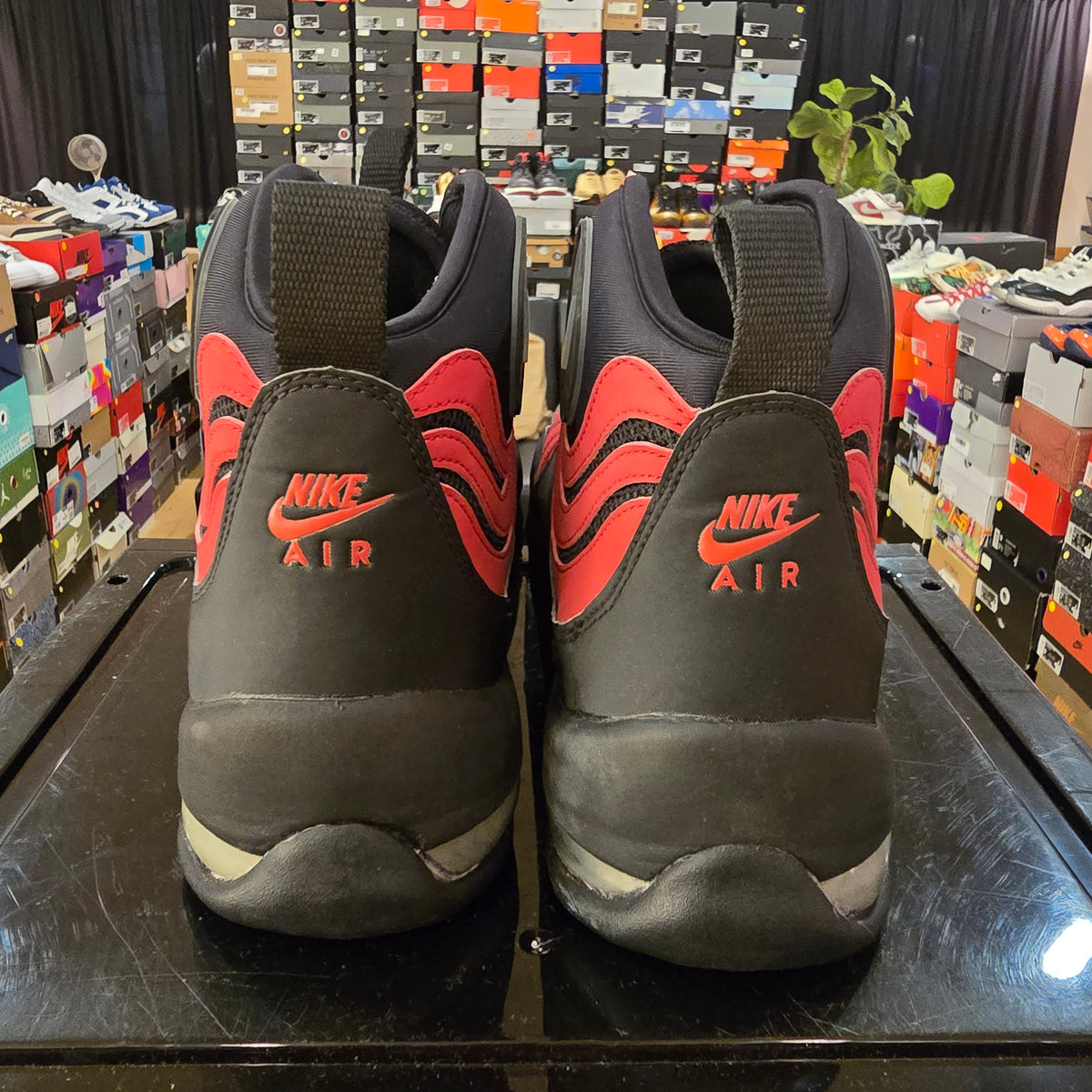 Nike Air Bakin OG (2014) SZ 11.5 USED NO BOX SEPERATION