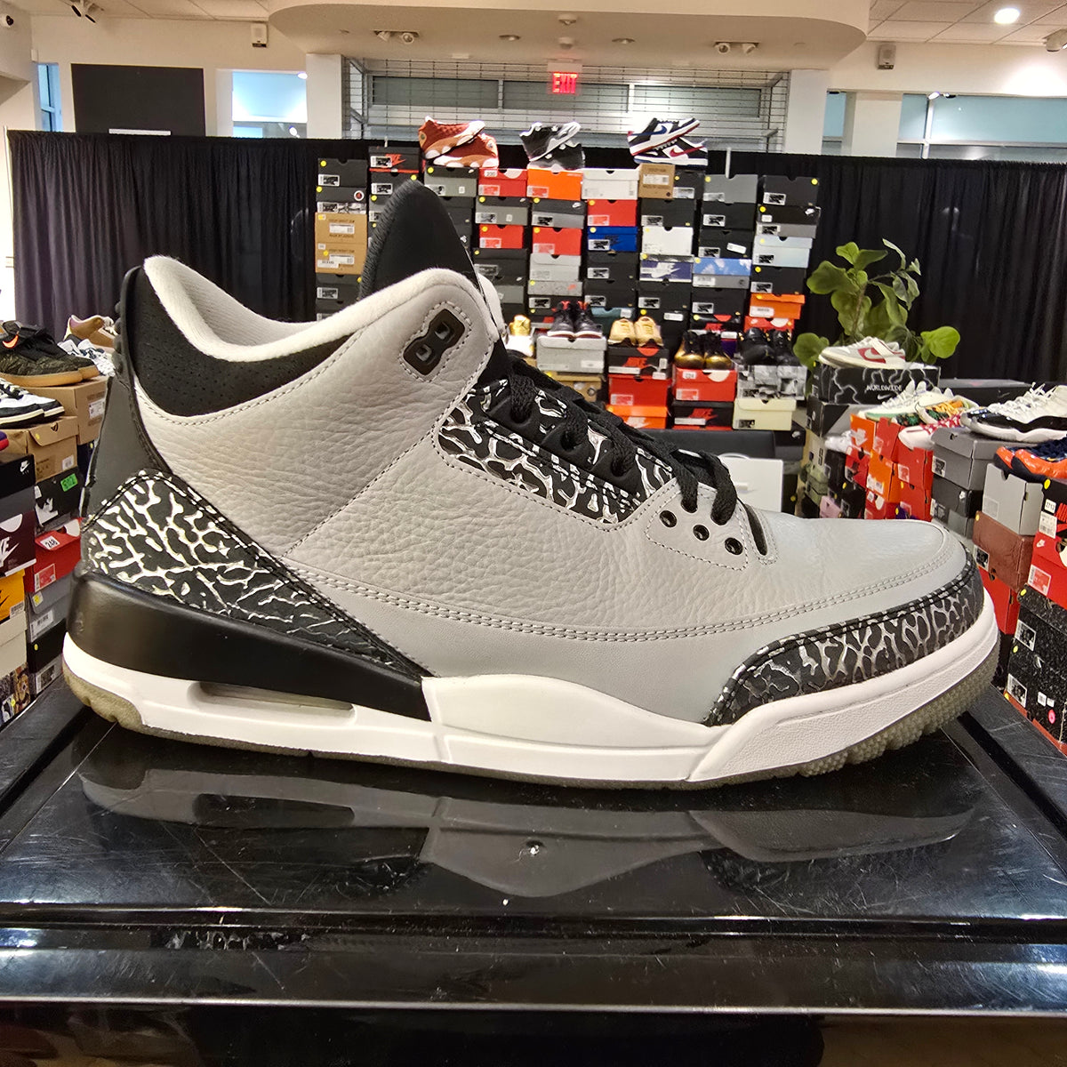 Jordan 3 Retro Wolf Grey SZ 12 USED
