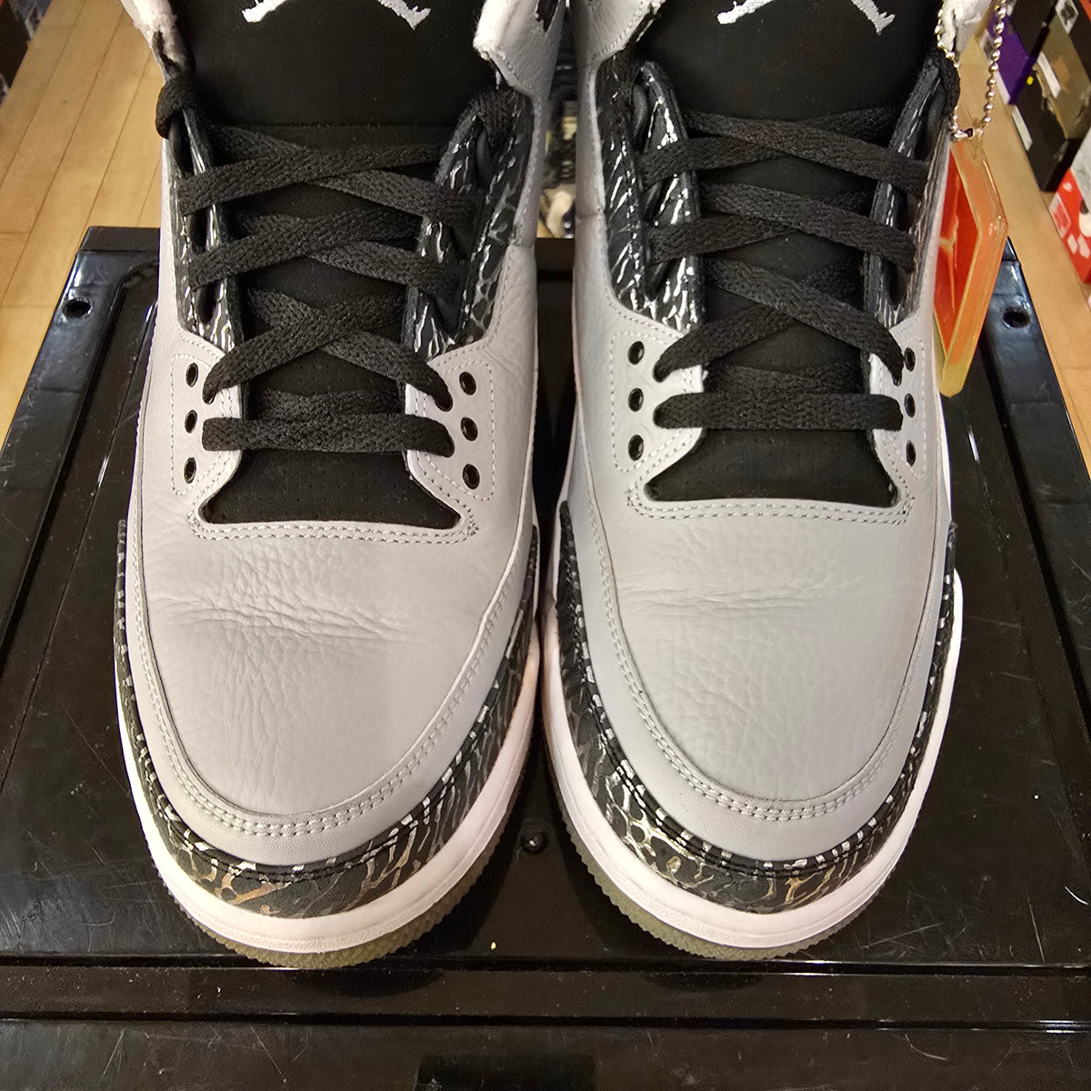 Jordan 3 Retro Wolf Grey SZ 12 USED
