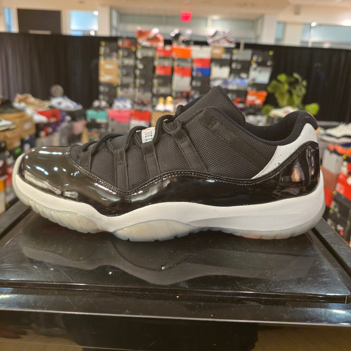 Jordan 11 Retro Low Infrared SZ 11.5 USED