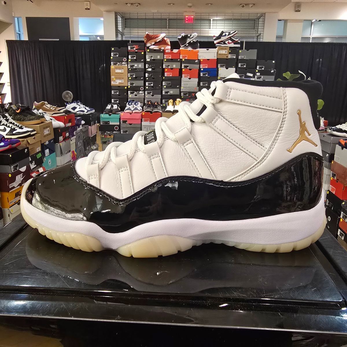 Jordan 11 Retro DMP Gratitude SZ 10 USED NO BOX