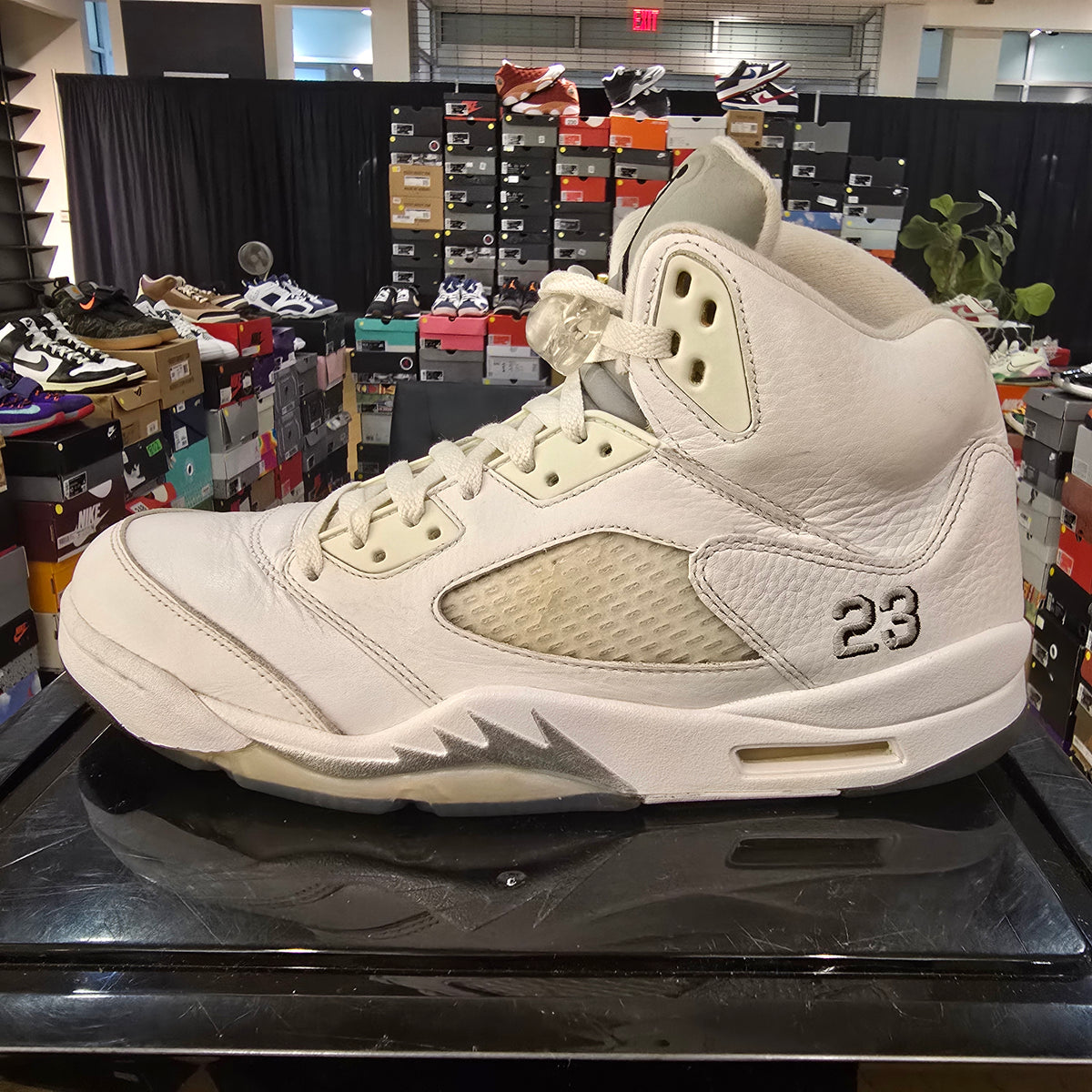 Jordan 5 Retro White Metallic (2015) SZ 11.5 USED AGE DEFECTS