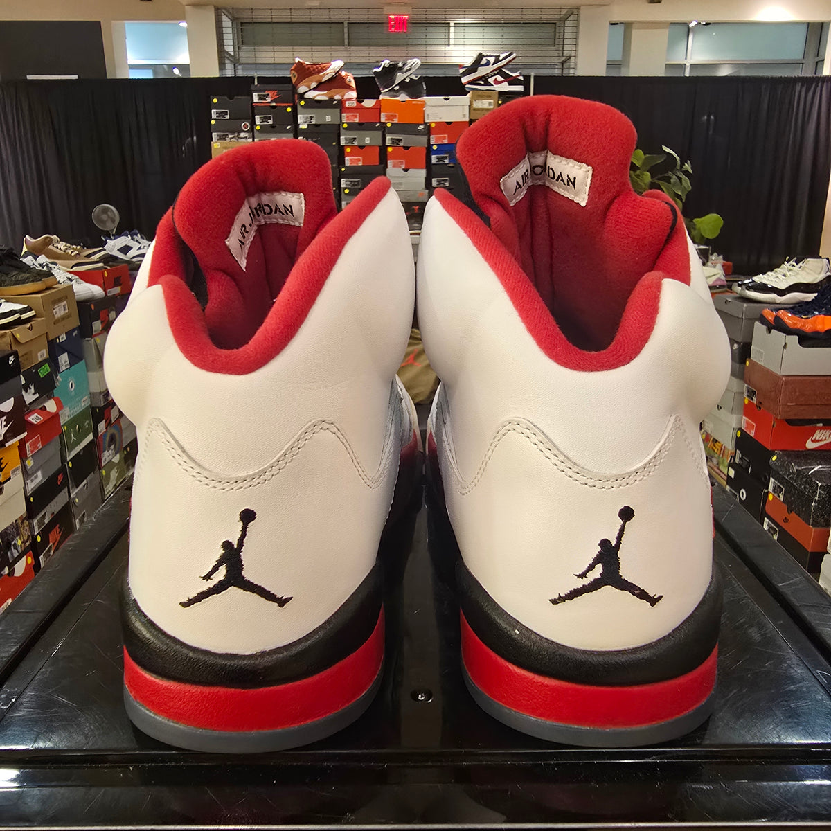 Jordan 5 Retro Fire Red Black Tongue (2013) SZ 11.5 USED