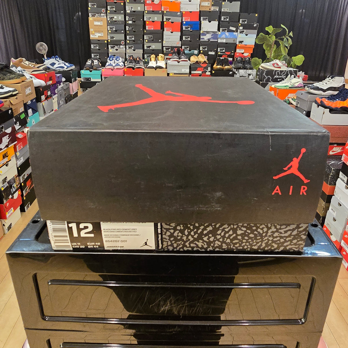 Jordan 3 Retro Black Cement (2018) SZ 12 USED