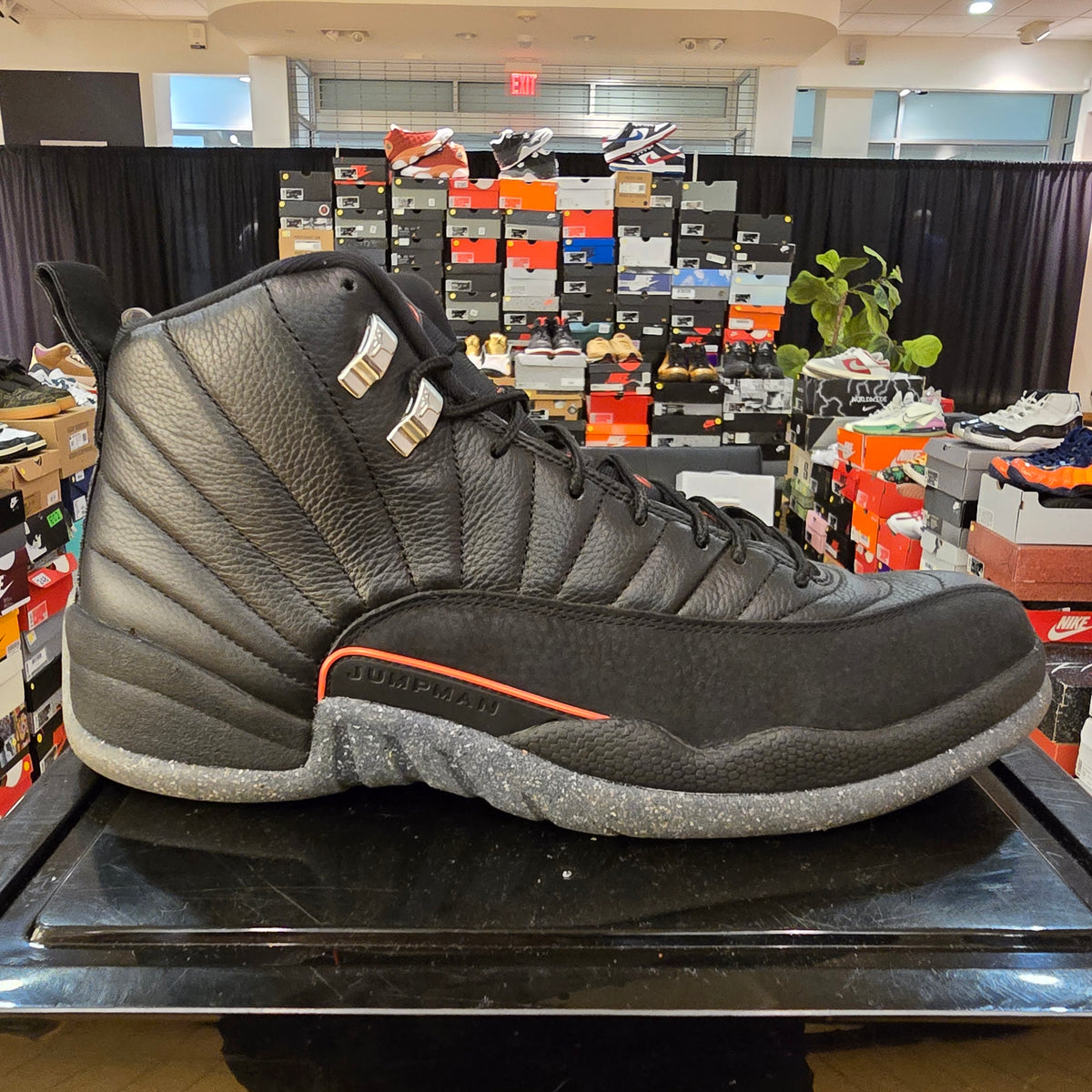 Jordan 12 Retro Utility SZ 13 USED