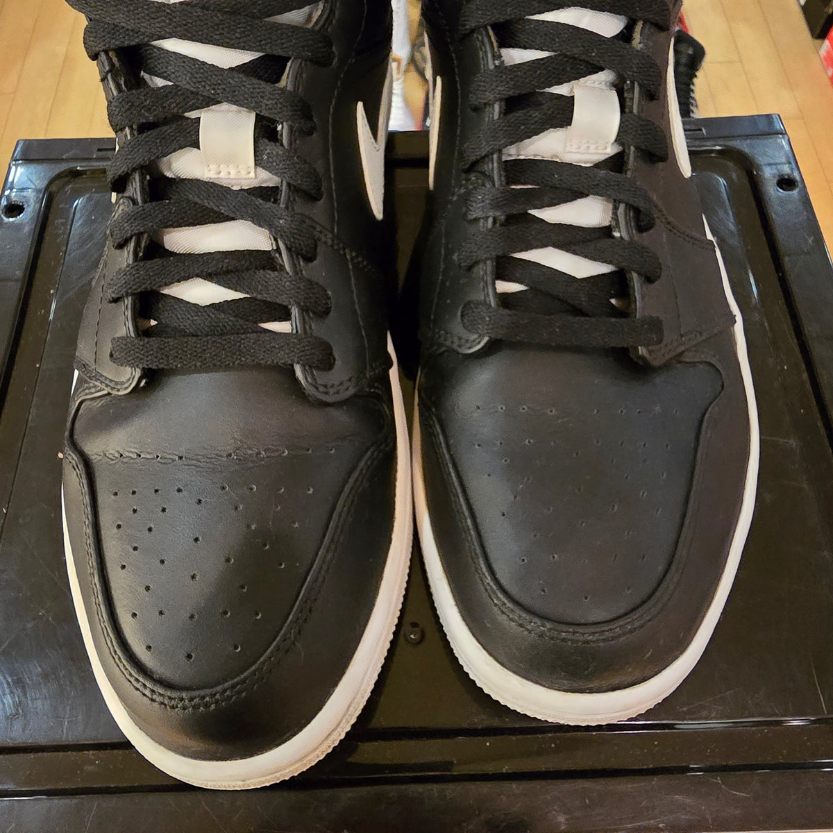 Jordan 1 Mid White Black SZ 12 USED NO BOX