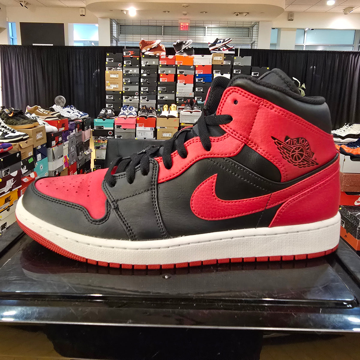 Jordan 1 Mid Banned (2020) SZ 12 USED REP BOX
