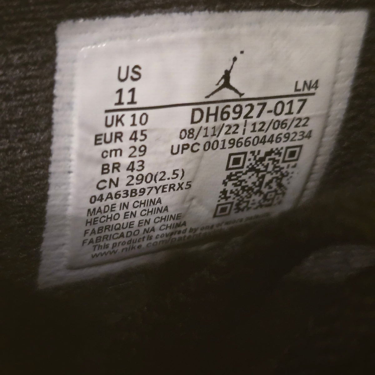 Jordan 4 Retro Thunder (2023) SZ 11 USED NO BOX