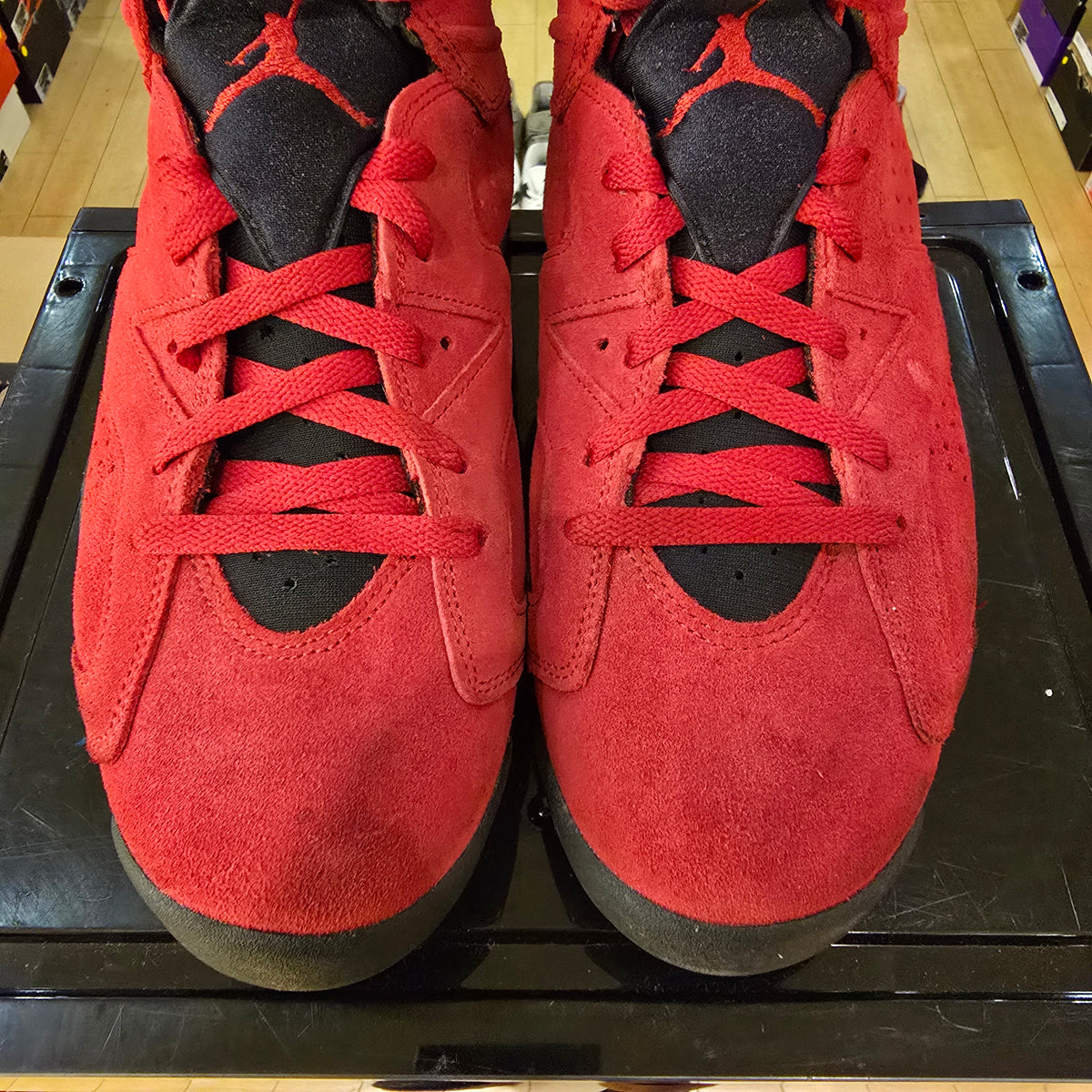 Jordan 6 Retro Toro Bravo SZ 11 USED