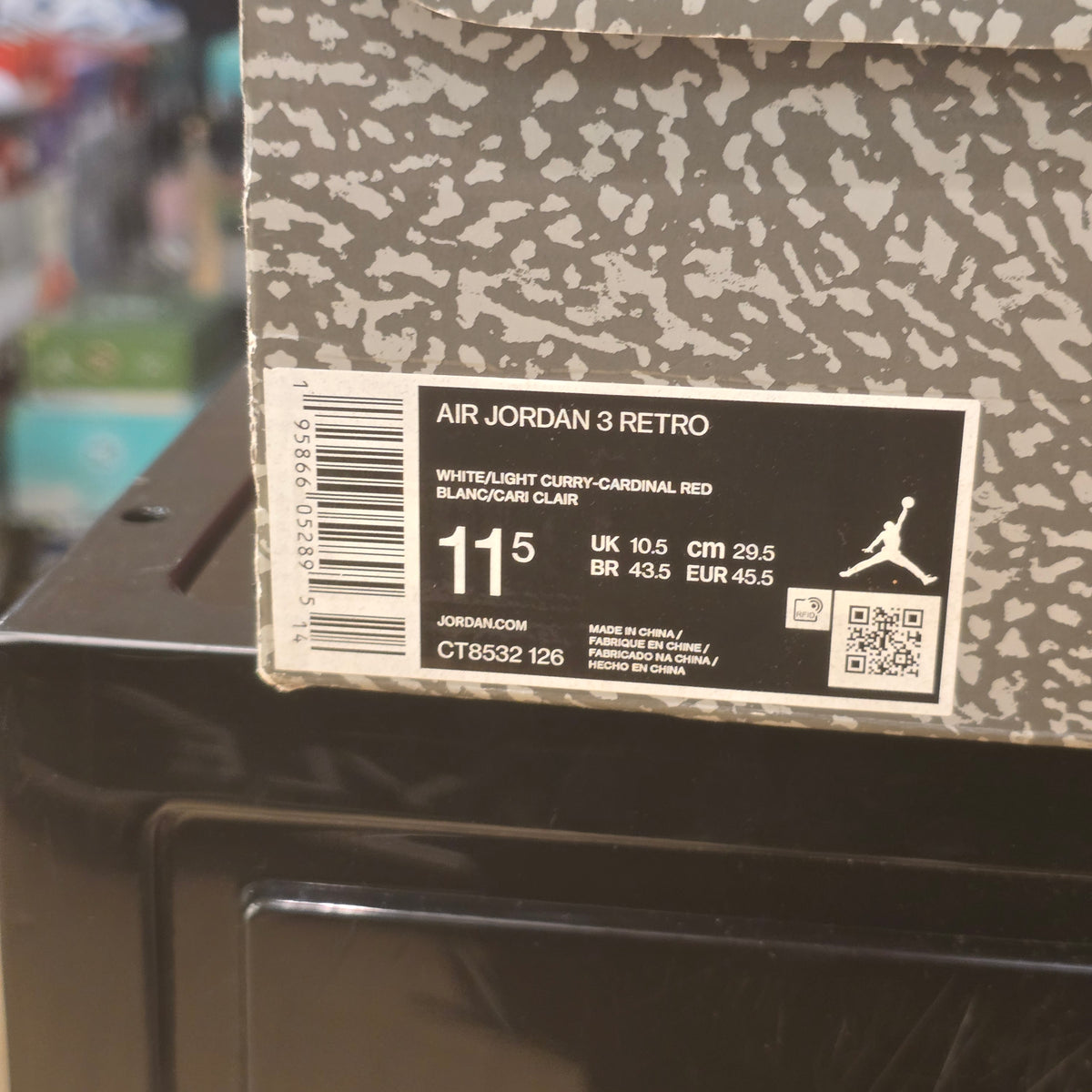 Jordan 3 Retro Cardinal Red SZ 11.5 USED