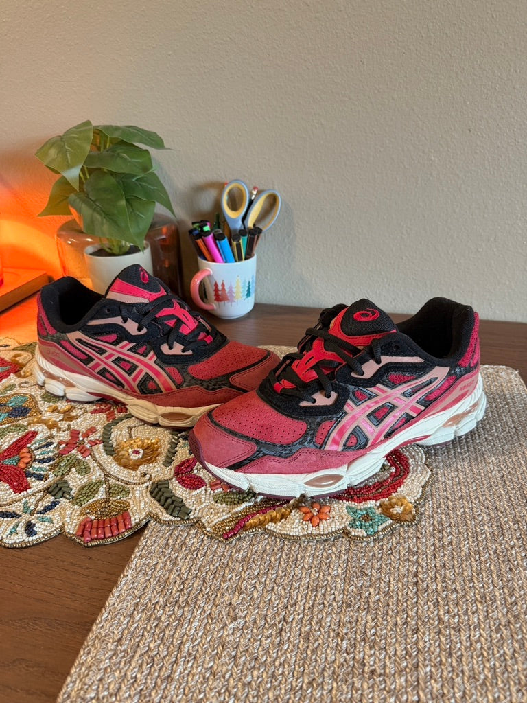 Asics Gel-NYC BLEACH Renji Abarai Size 10 USED