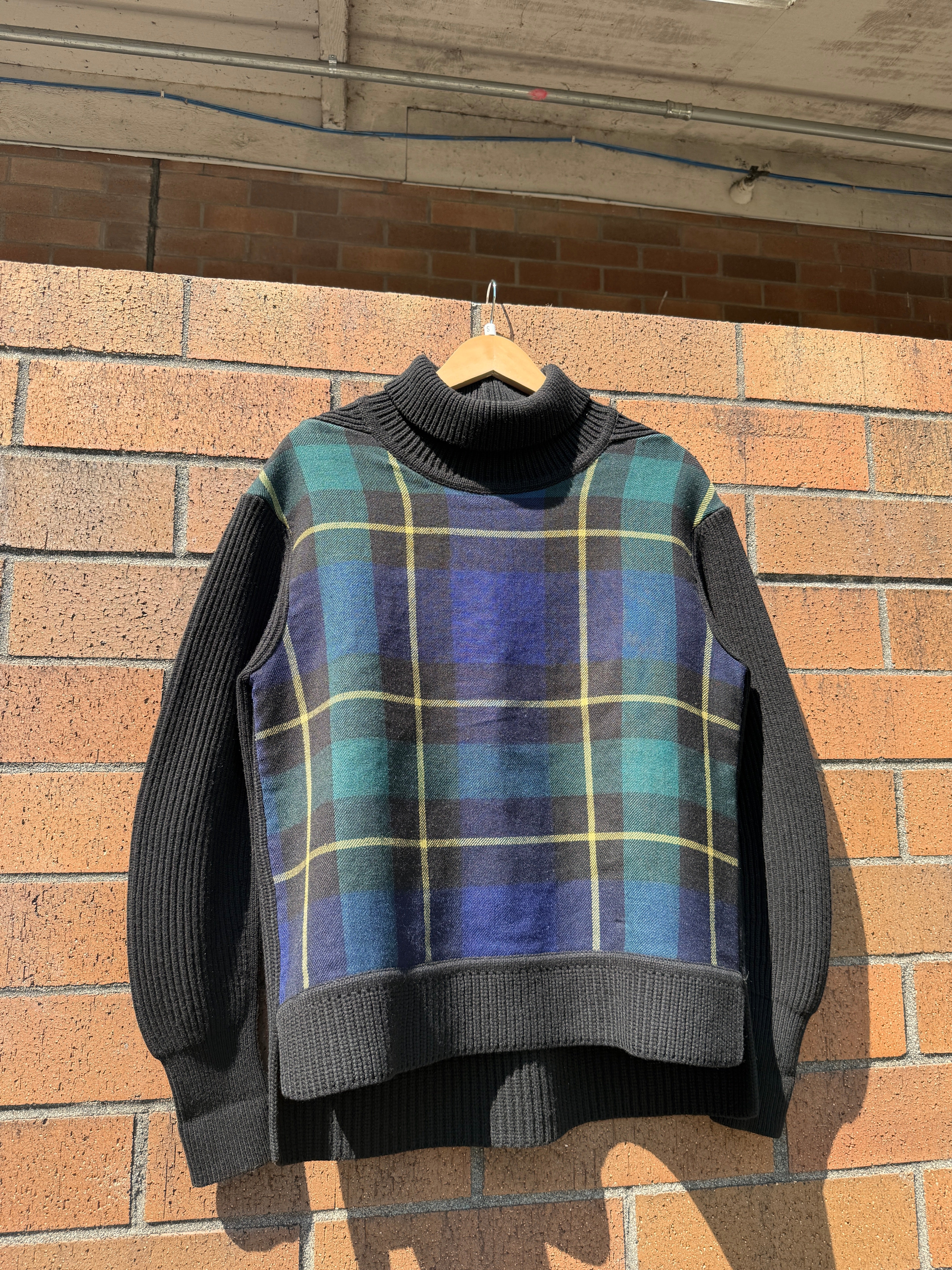 Burberry Black / Blue Plaid Turtleneck Sweater Size Small