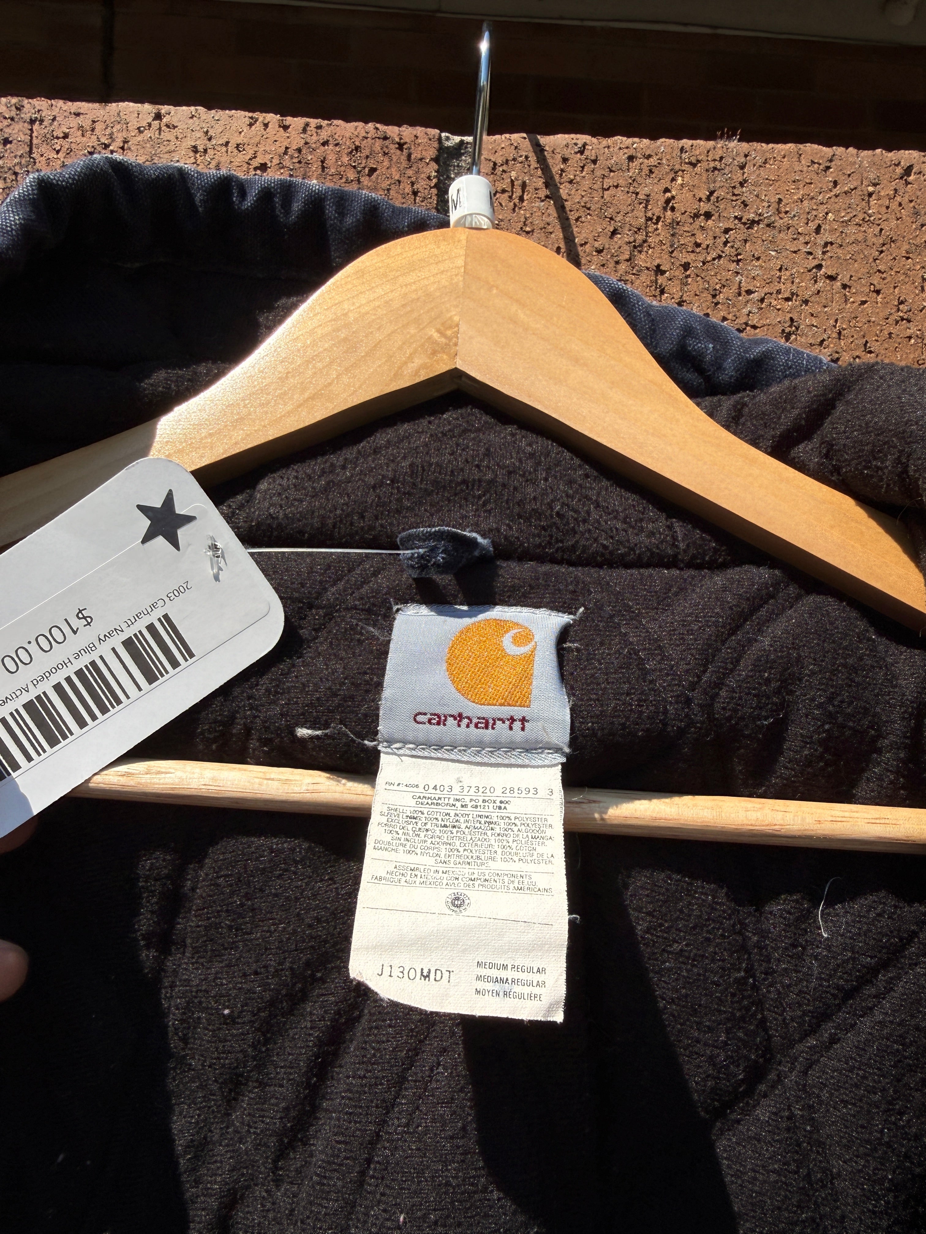 2003 Carhartt Navy Blue Hooded Active Jacket Size M