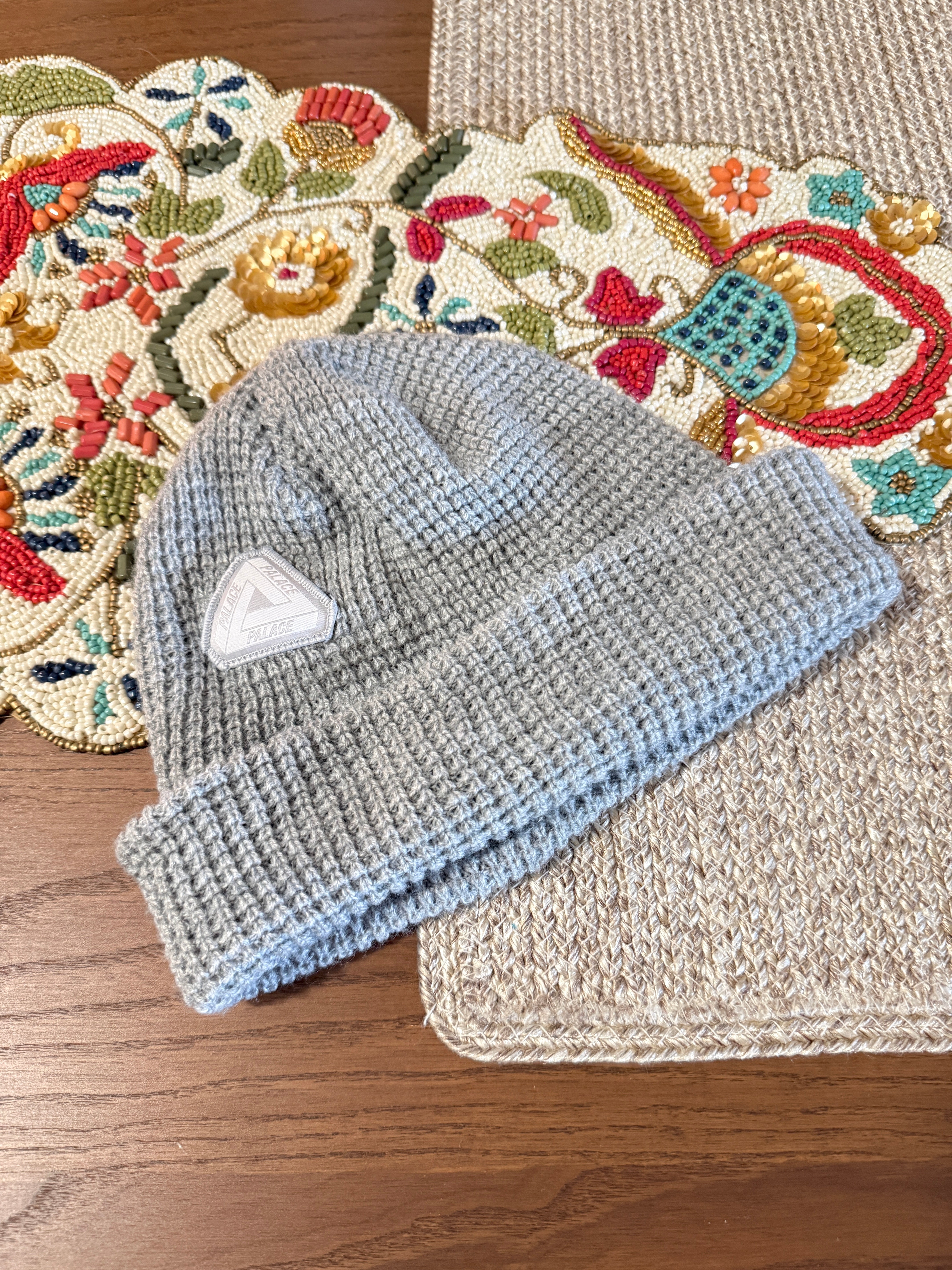 Palace Sofar Waffle Beanie Light Grey Marl FW22 USED