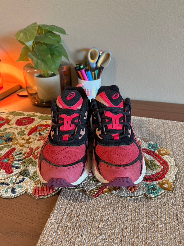 Asics Gel-NYC BLEACH Renji Abarai Size 10 USED