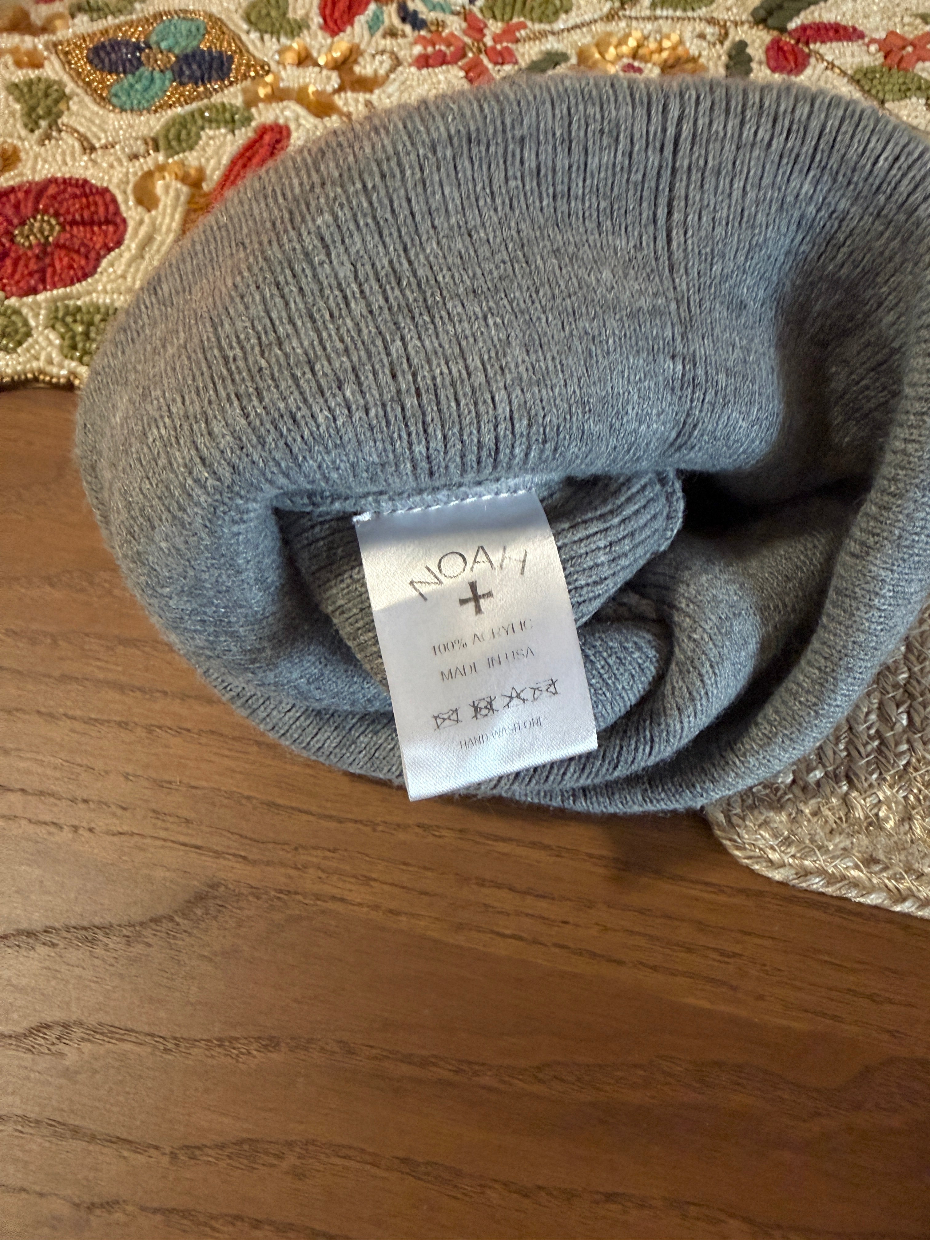Noah NY Grey Tulip Beanie SS23 USED
