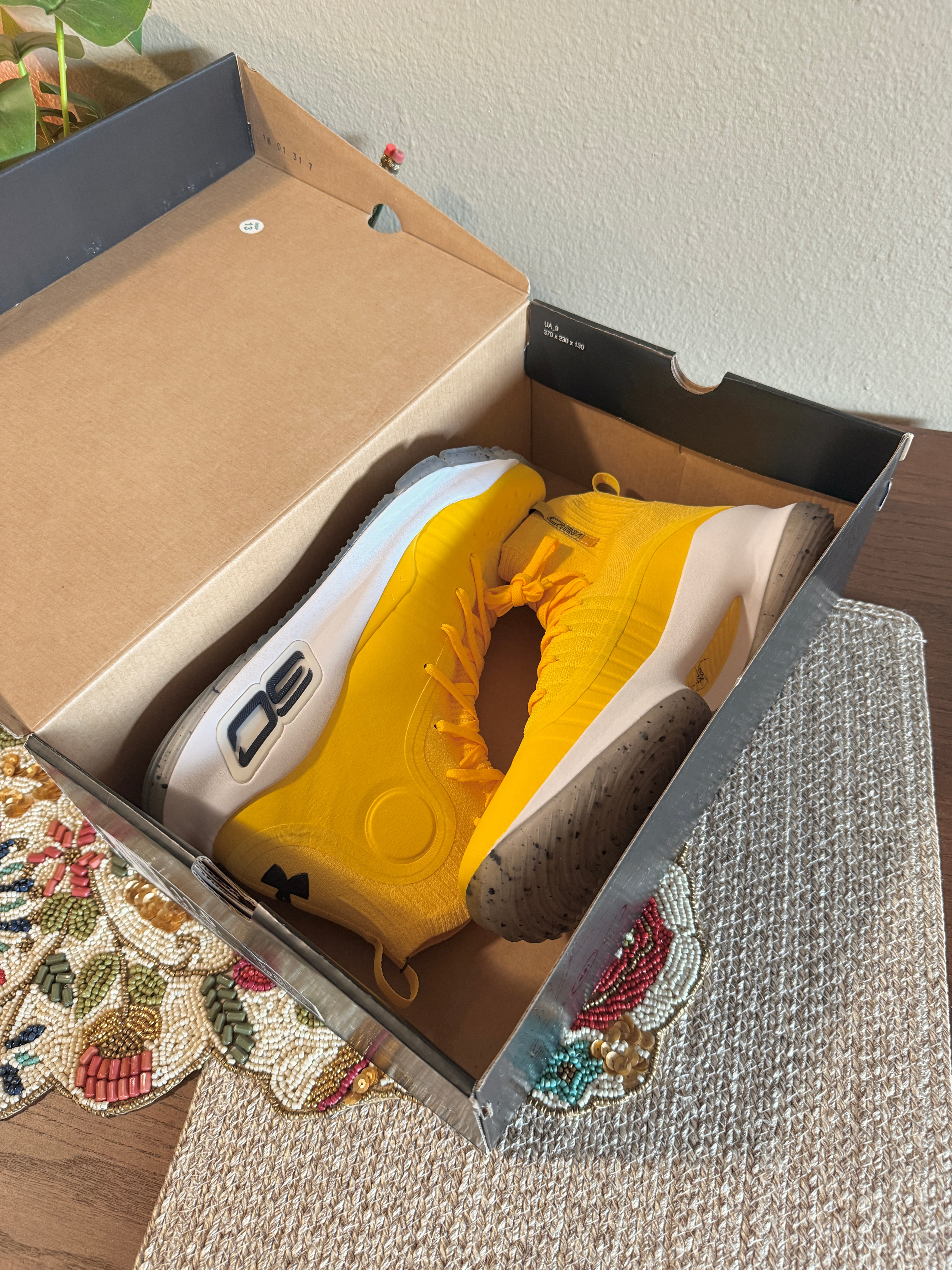 Under Armour Curry 4 Cal Size 11.5