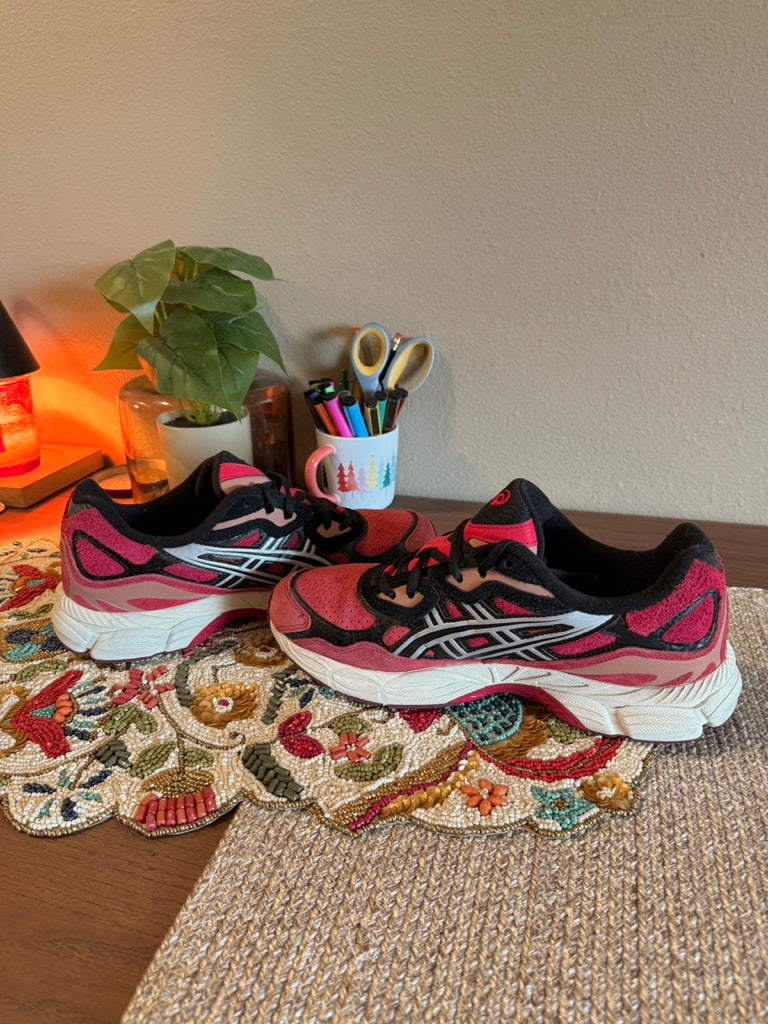 Asics Gel-NYC BLEACH Renji Abarai Size 10 USED