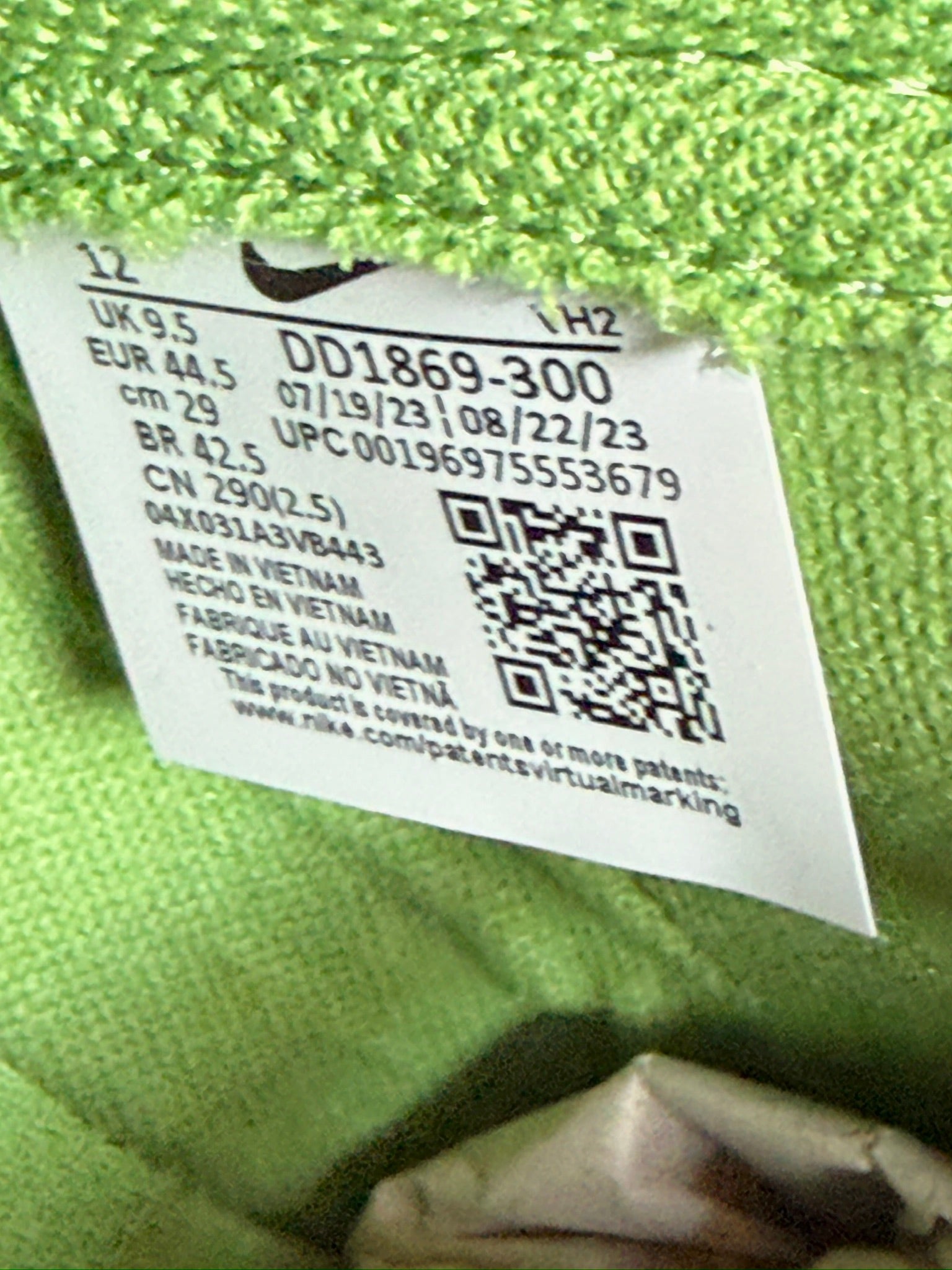 Nike Dunk High Chlorophyll Sail Size 10.5M / 12W