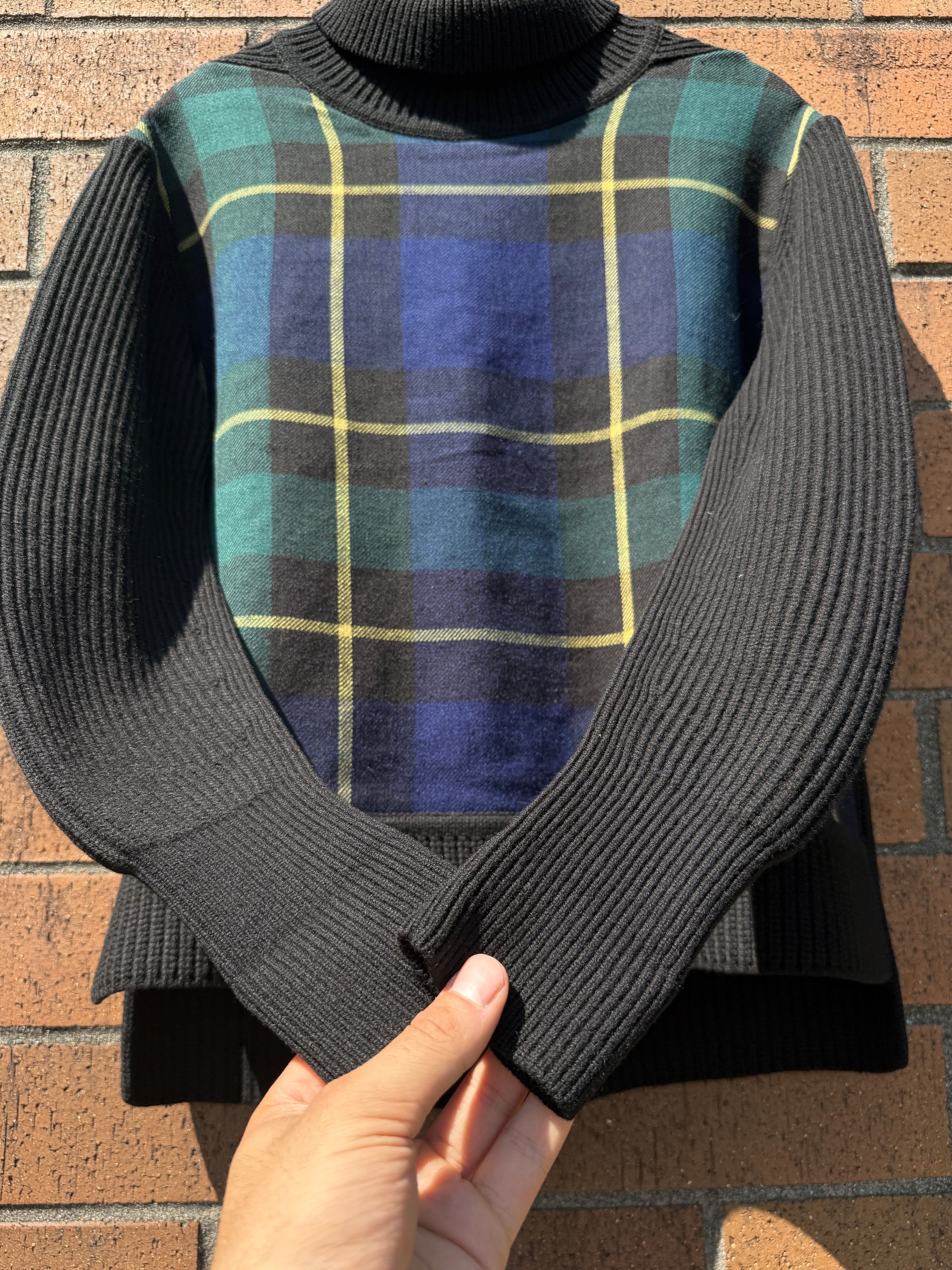 Burberry Black / Blue Plaid Turtleneck Sweater Size Small