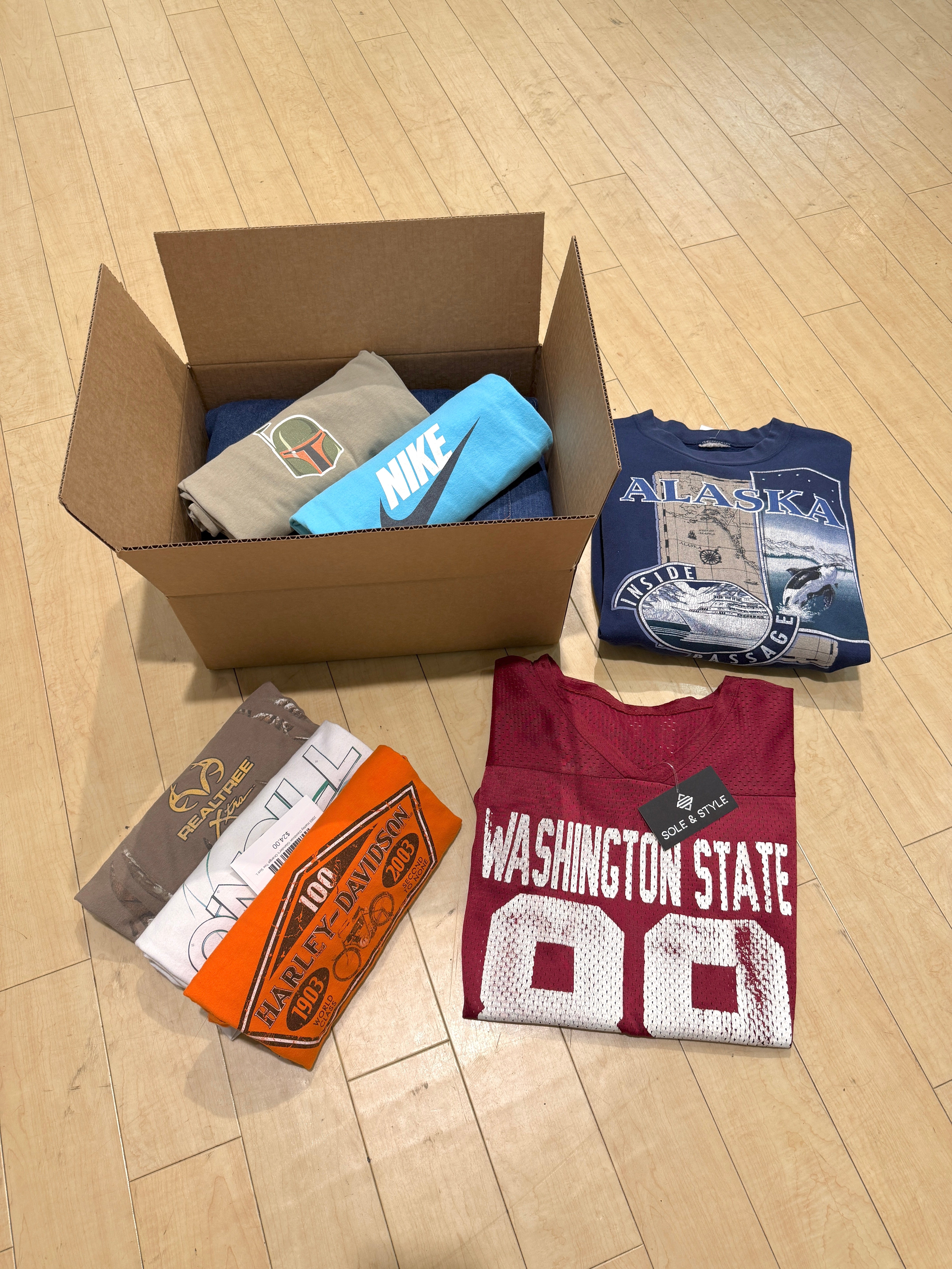 PREMIUM VINTAGE MYSTERY BOX - SZ L