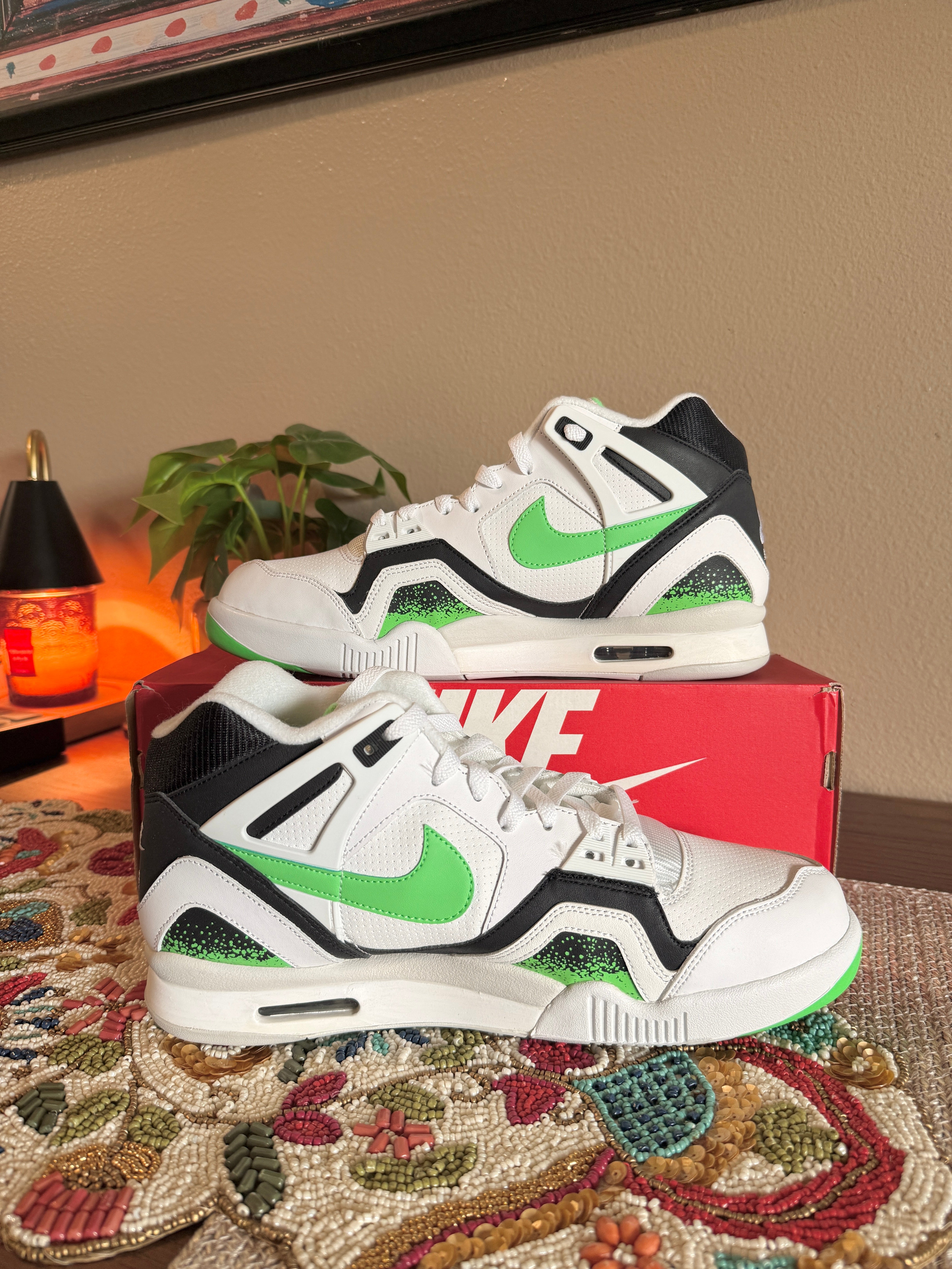 Nike Air Tech Challenge II Poison Green Size 11.5