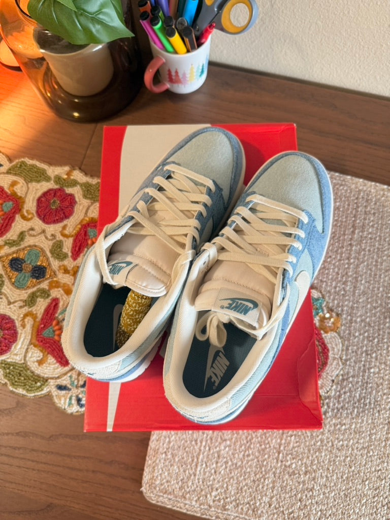 Nike Dunk Low Smokey Blue Denim Size 9.5M / 11W