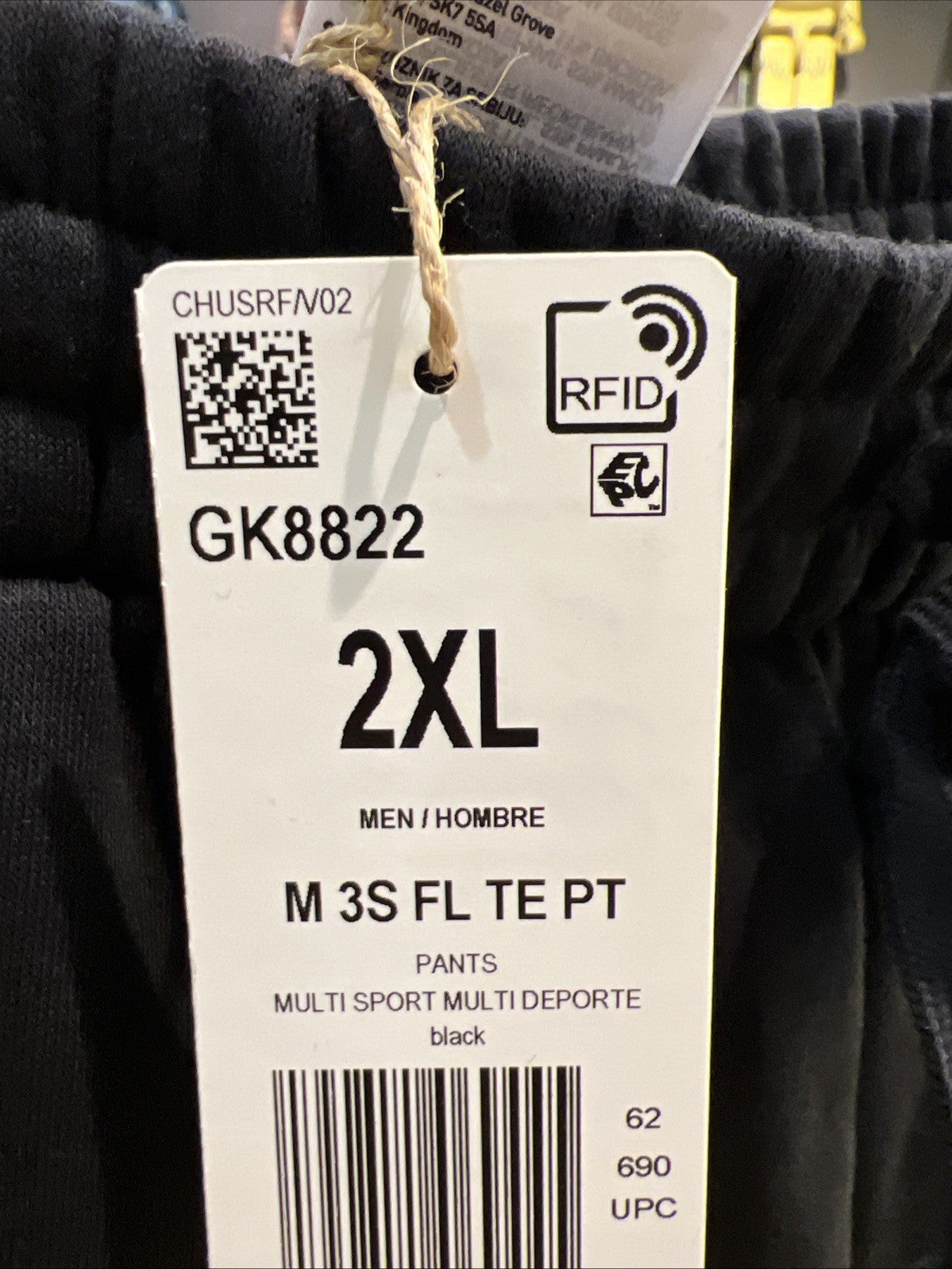 Adidas Essentials Fleece Tapered Elastic Cuff 3-Stripes Pants GK8822