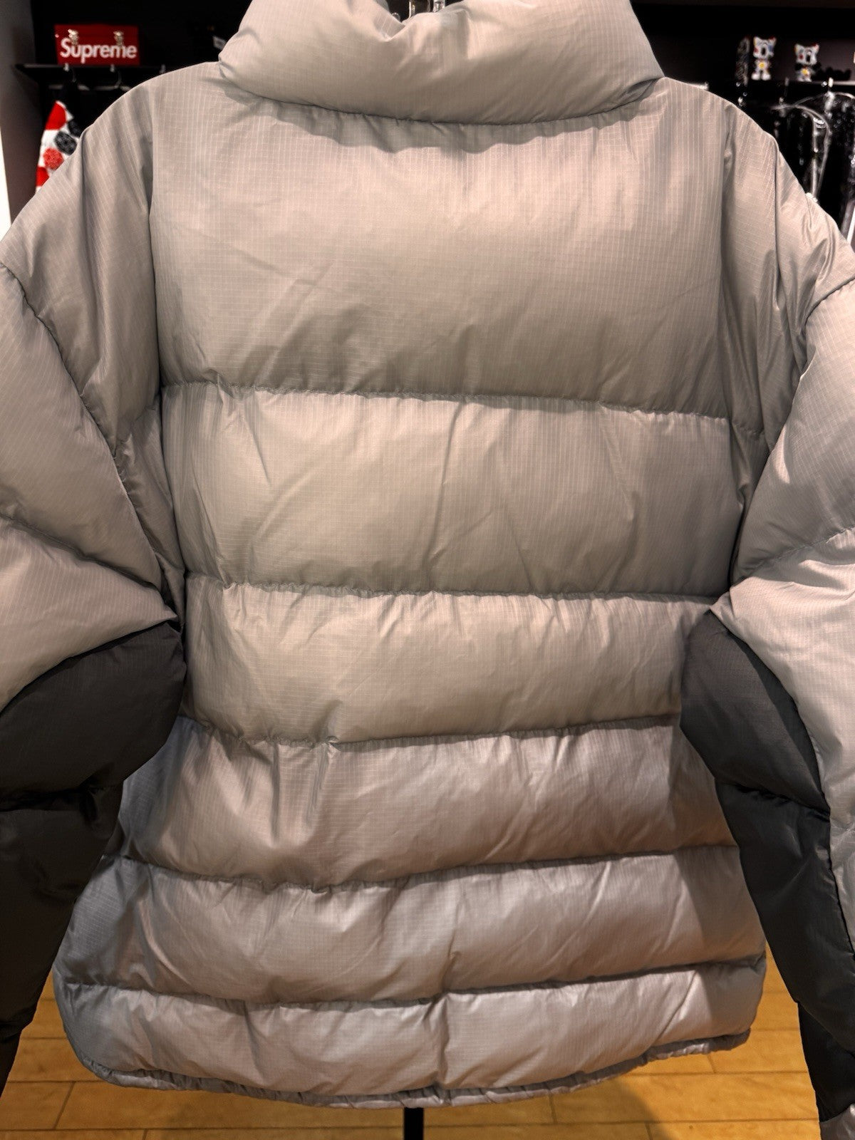 Palace Ripstop Arc Puffer Jacket Grey Size XL