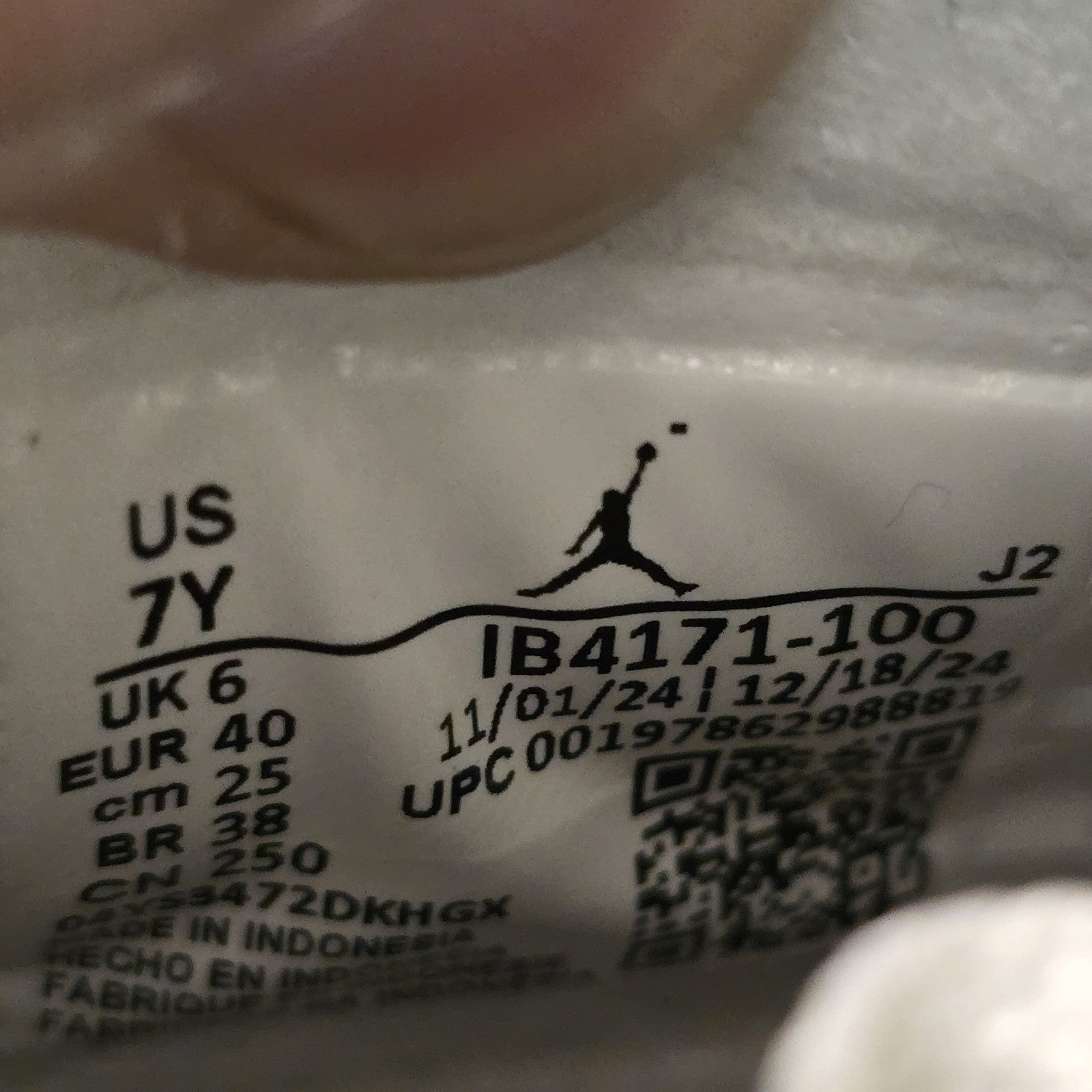 Size 7Y - Air Jordan 4 Retro OG White Cement