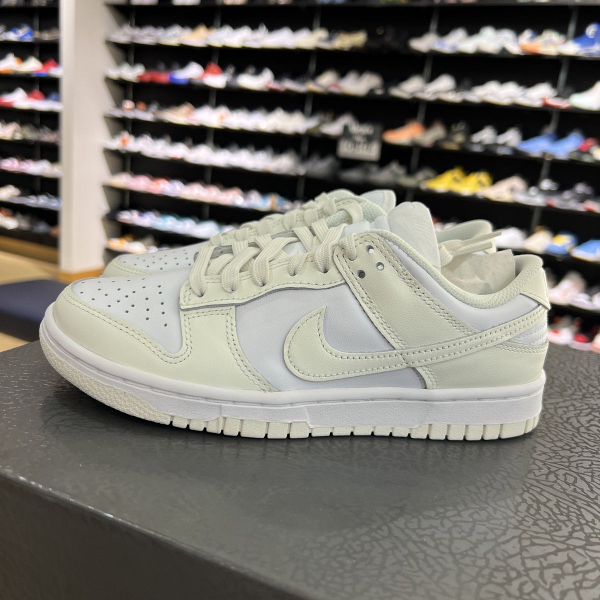 Nike Dunk Low Coconut Milk Women's Sz 6.5