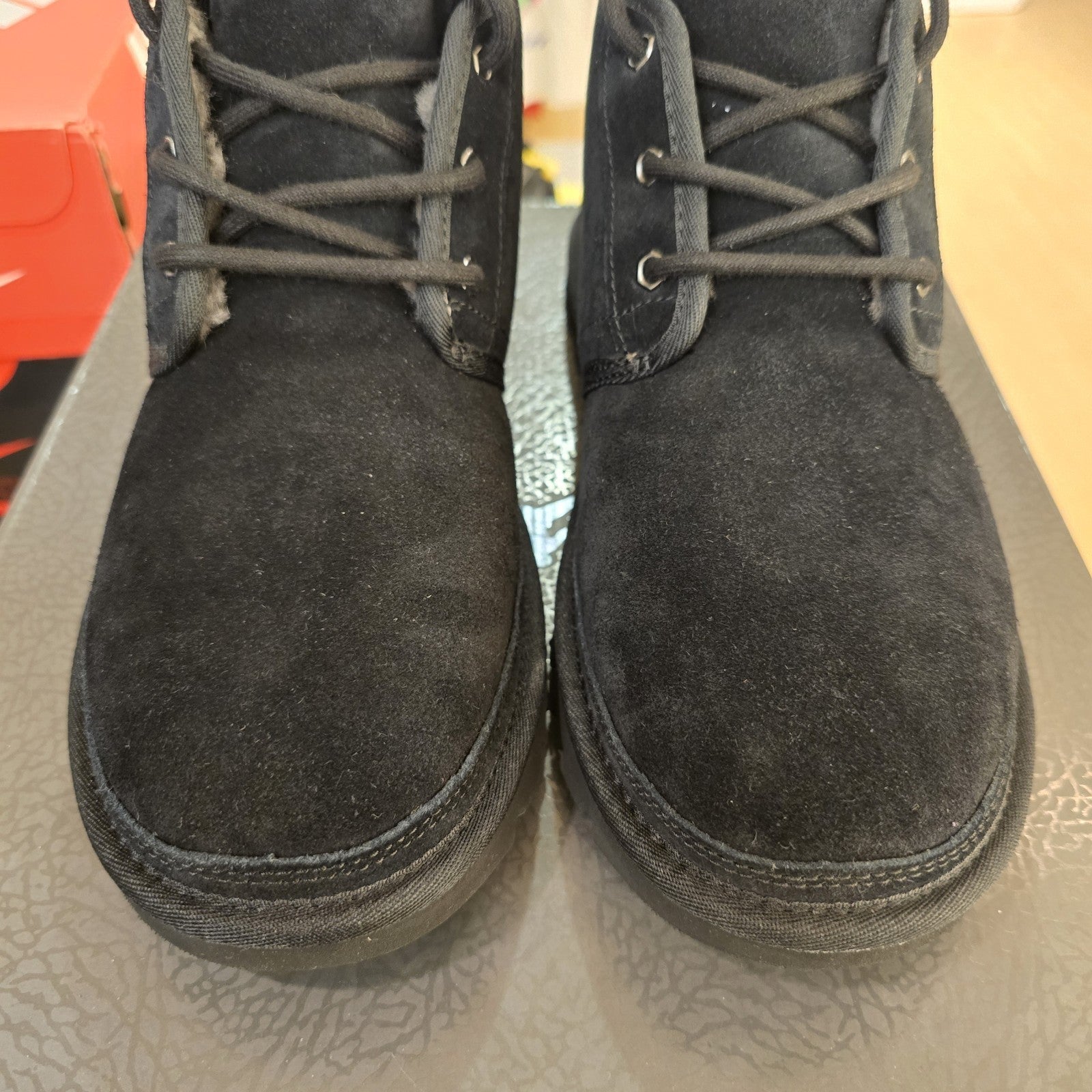 Size 11 - UGG Neumel Boot Black