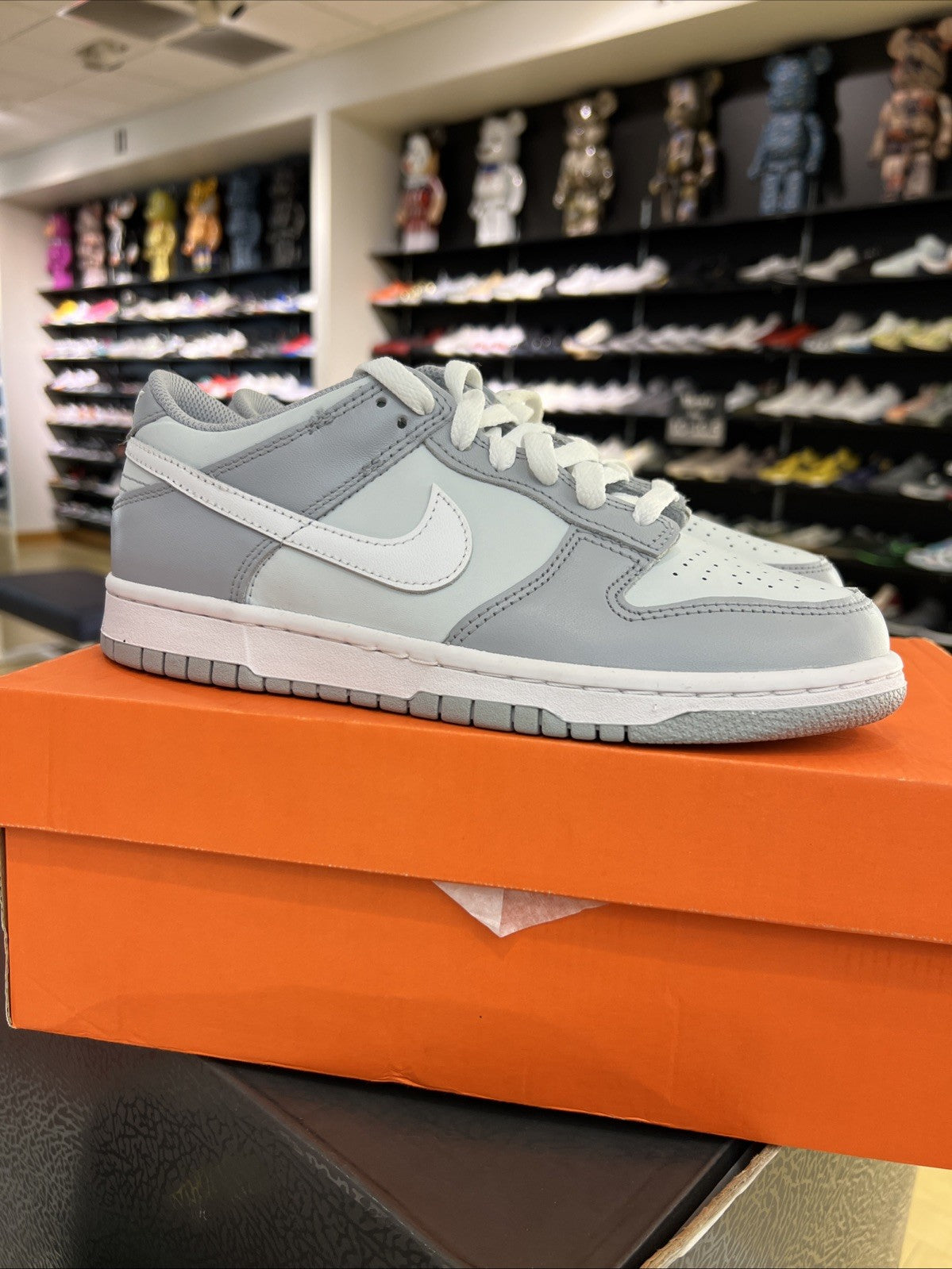 Nike Dunk Low Pure Platinum Wolf Grey White Sz 6.5Y DEFECT MARKS & REP BOX
