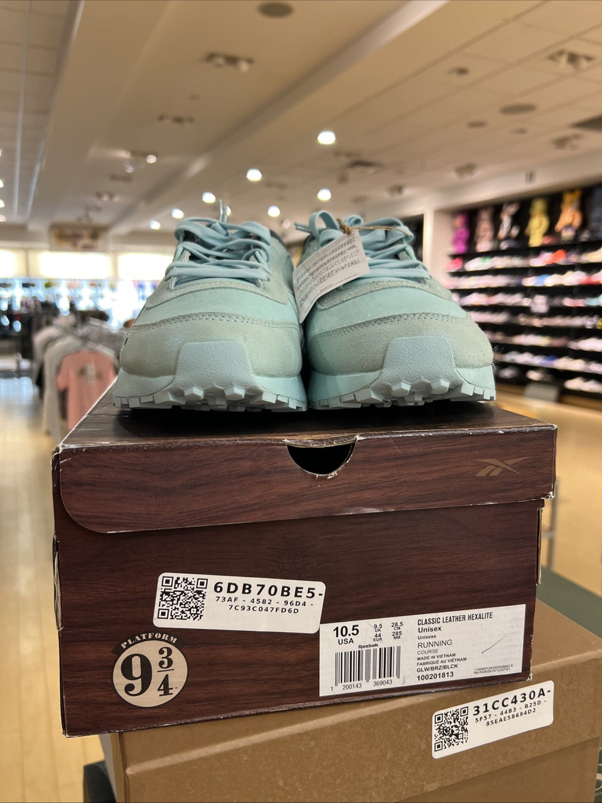 Reebok x Harry Potter Classic Leather Hexalite Patronus Charm Size 10.5