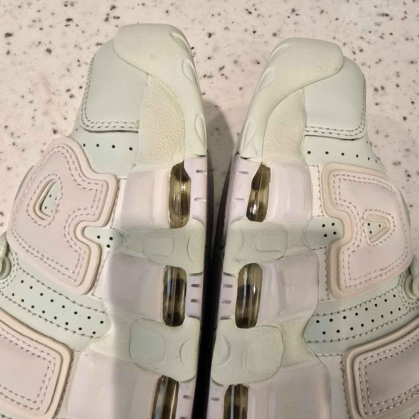 Nike Air More Uptempo Barely Green Women's SZ 10.5/9M YELLOWING
