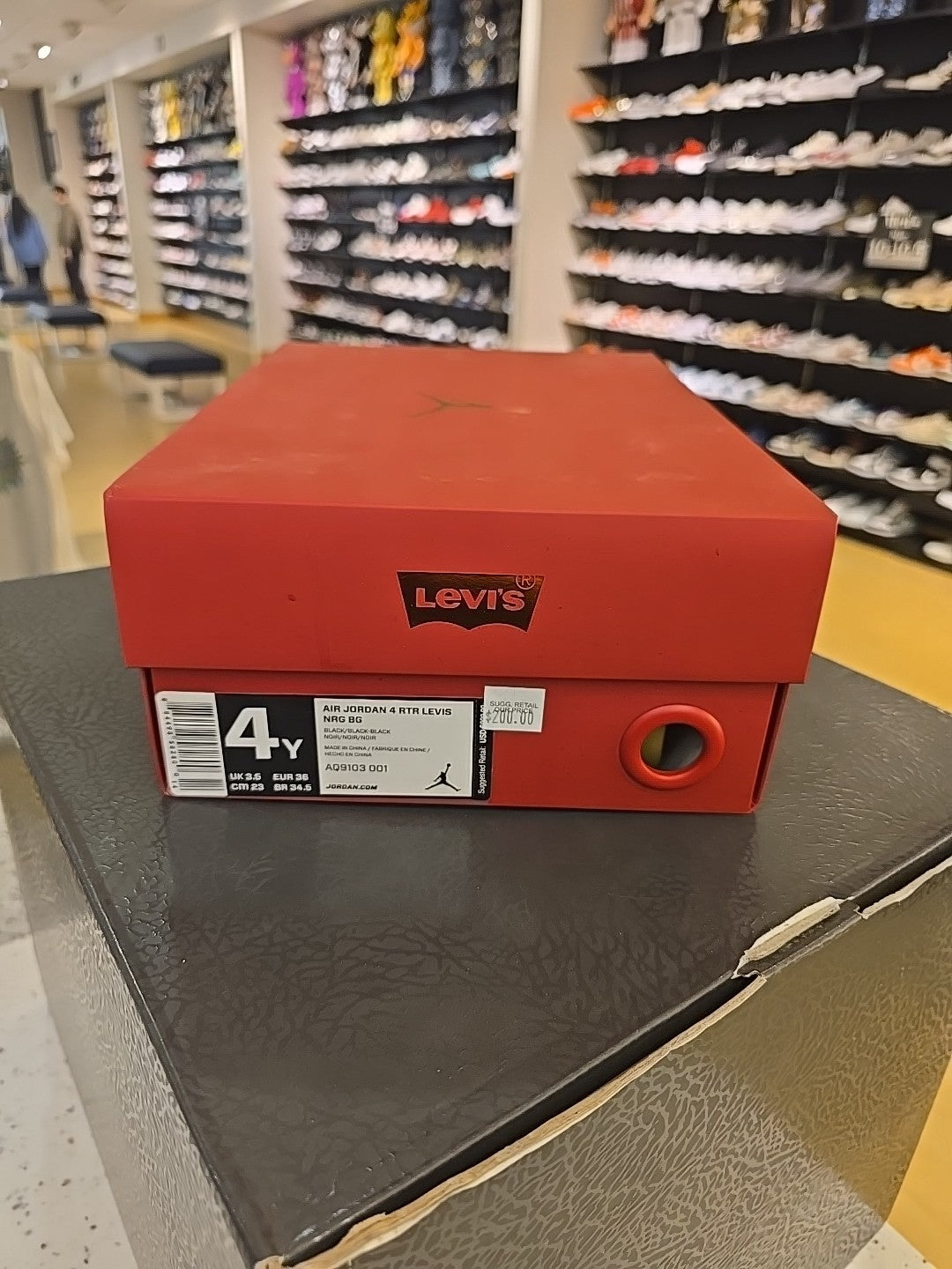 Size 4Y - Air Jordan 4 Retro GS Levi's Black