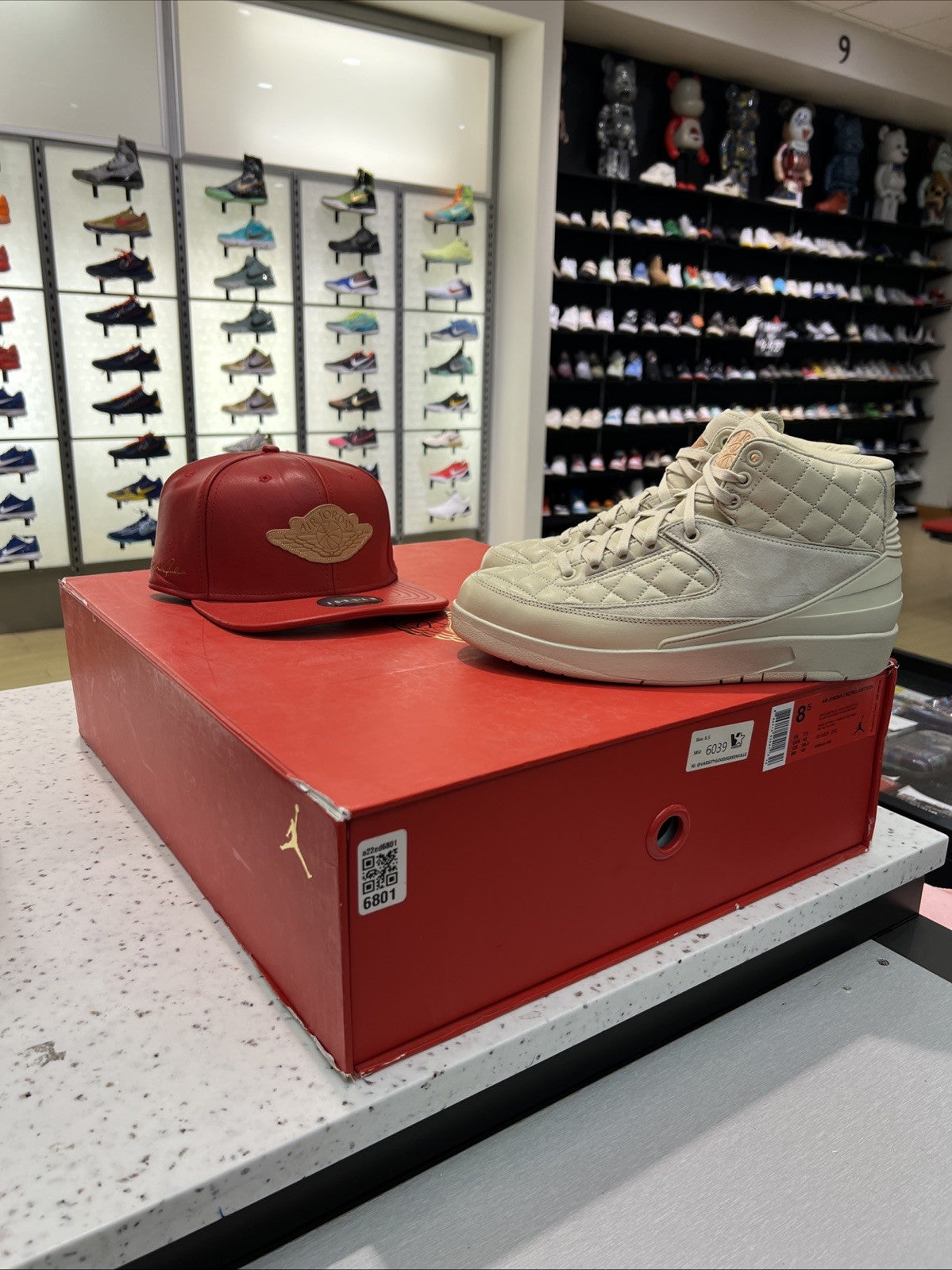 Air Jordan RETRO 2 'JUST DON BEACH' Sz 8.5 DEFECT