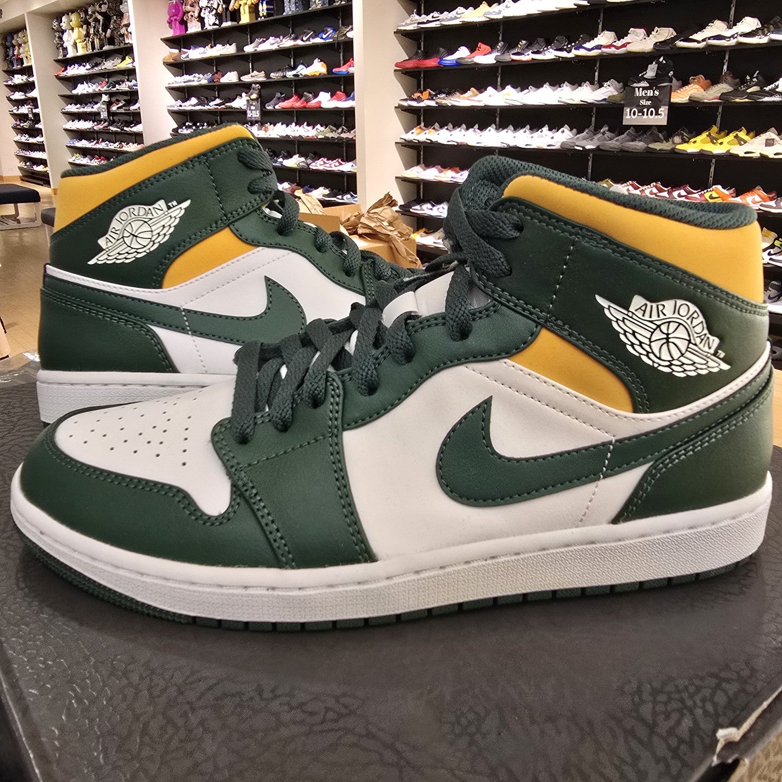 Size 9.5 - Jordan 1 Mid Sonics