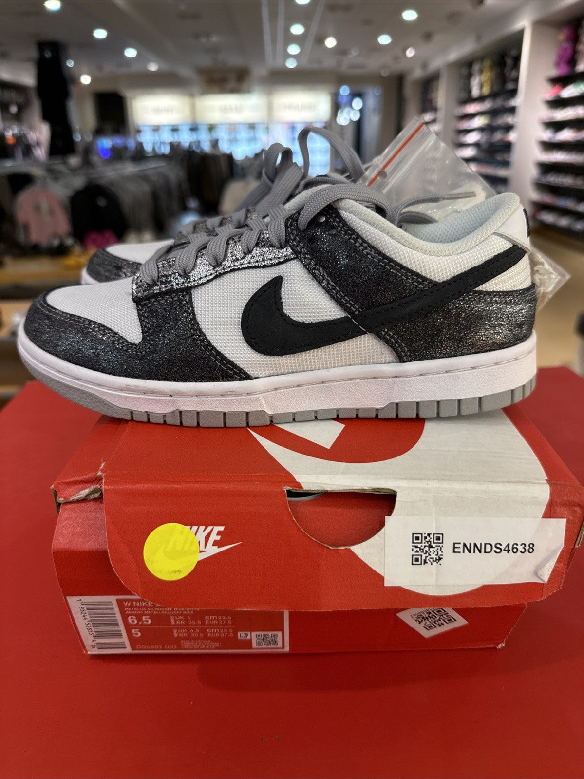 Size 6.5 - Nike Dunk Low Golden Gals W