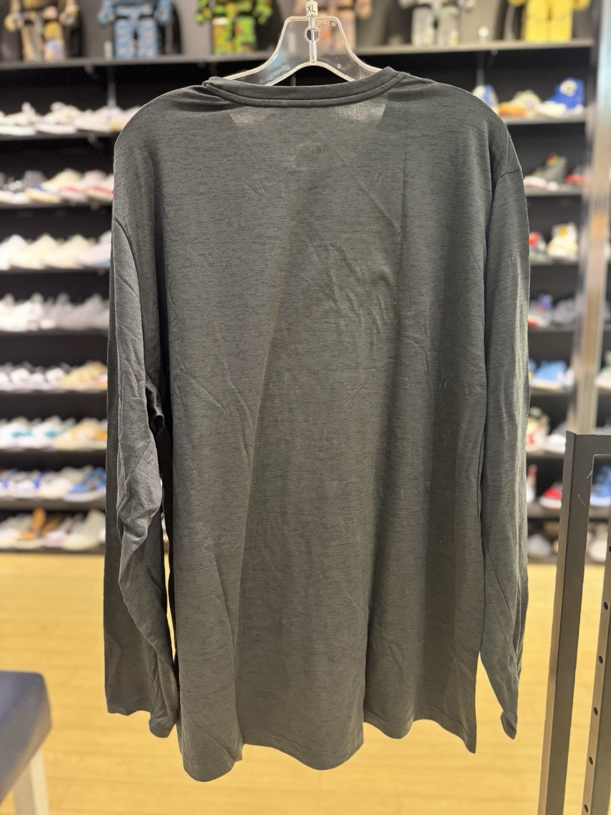 NWT Nike Men's Dri-Fit Soft Light LS Training Shirt Light Grey 742232 065 SZ S