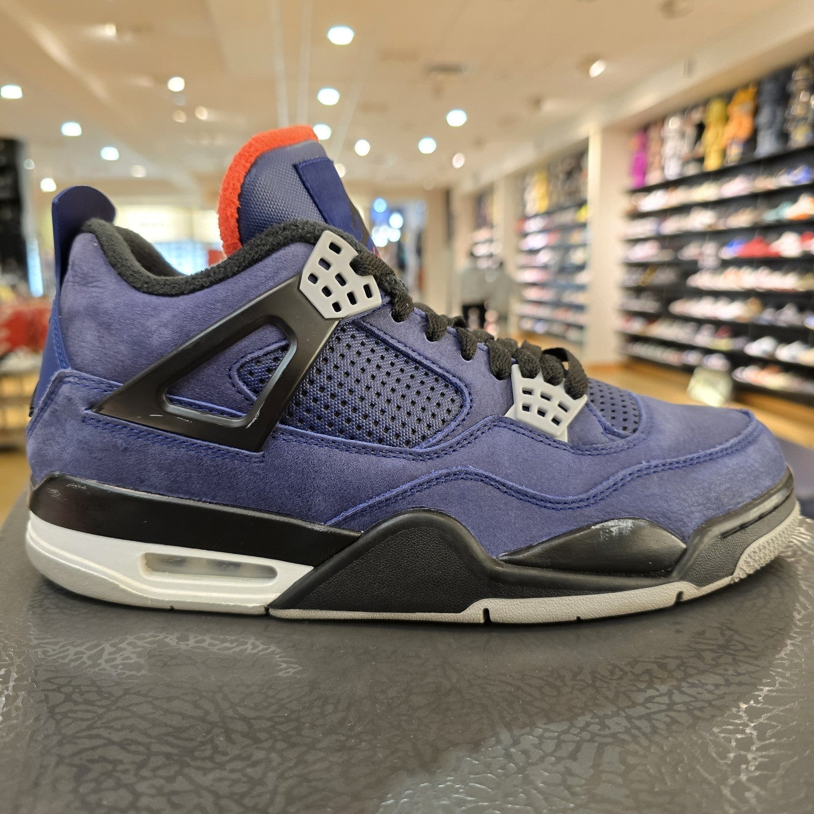 Size 9.5 - Jordan 4 Winter Loyal Blue 2019
