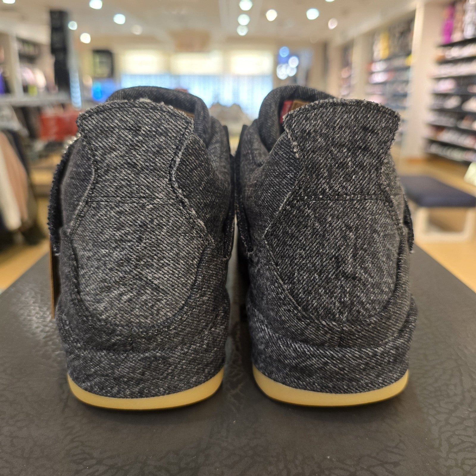 Size 4Y - Air Jordan 4 Retro GS Levi's Black