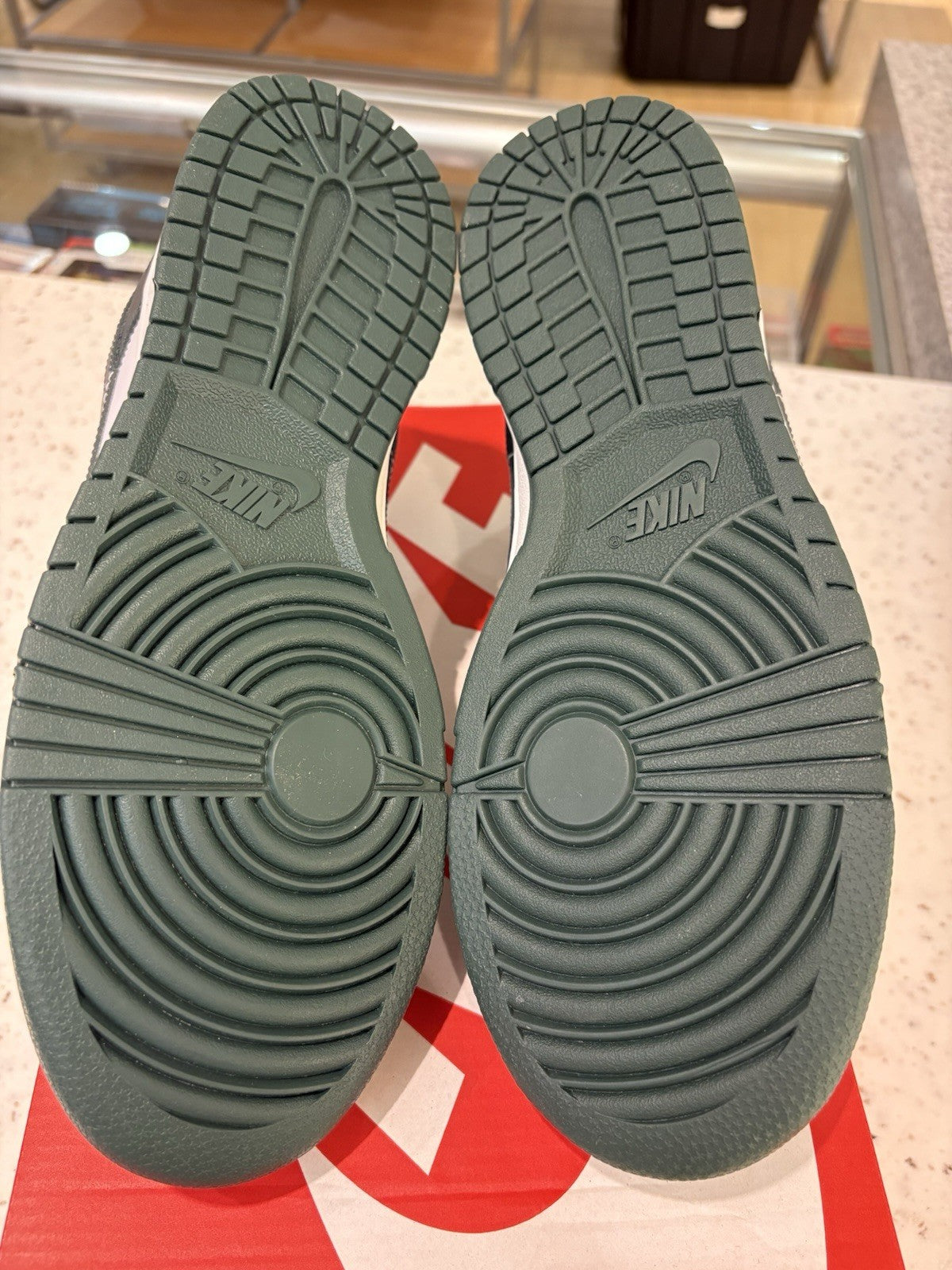 Nike Dunk Low Vintage Green Size 8.5 DEFECT