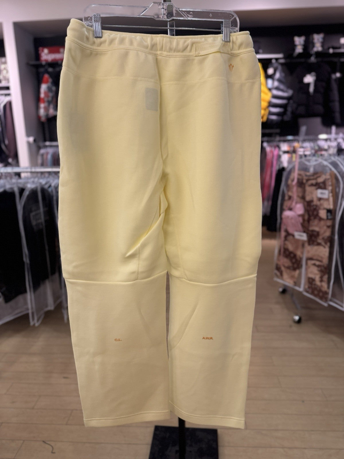 Nike x NOCTA Tech Fleece Open Hem Pants Citron Tint FD8460-821 Men's Large Drake