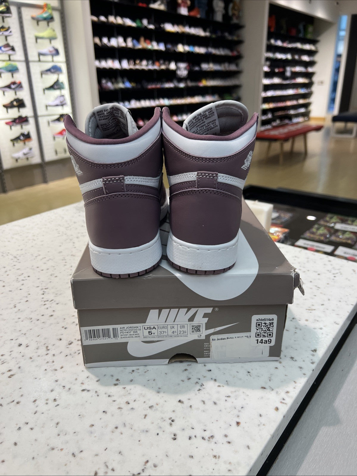 Jordan Air Jordan 1 Retro High OG White Mauve Sz 5Y
