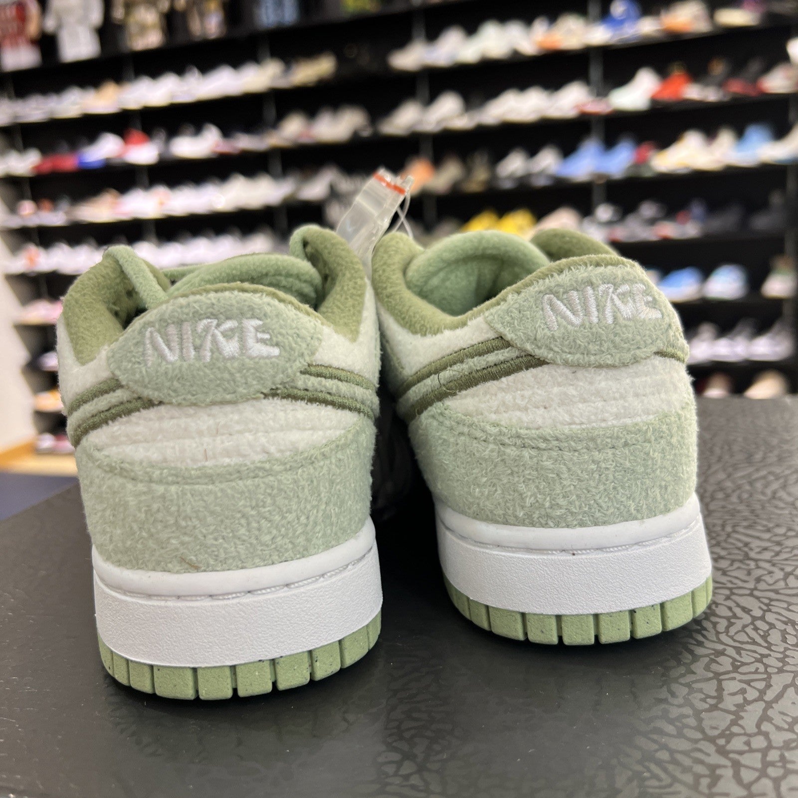 Nike Dunk Low SE CC Fleece Pack Honeydew Women’s Sz 7.5