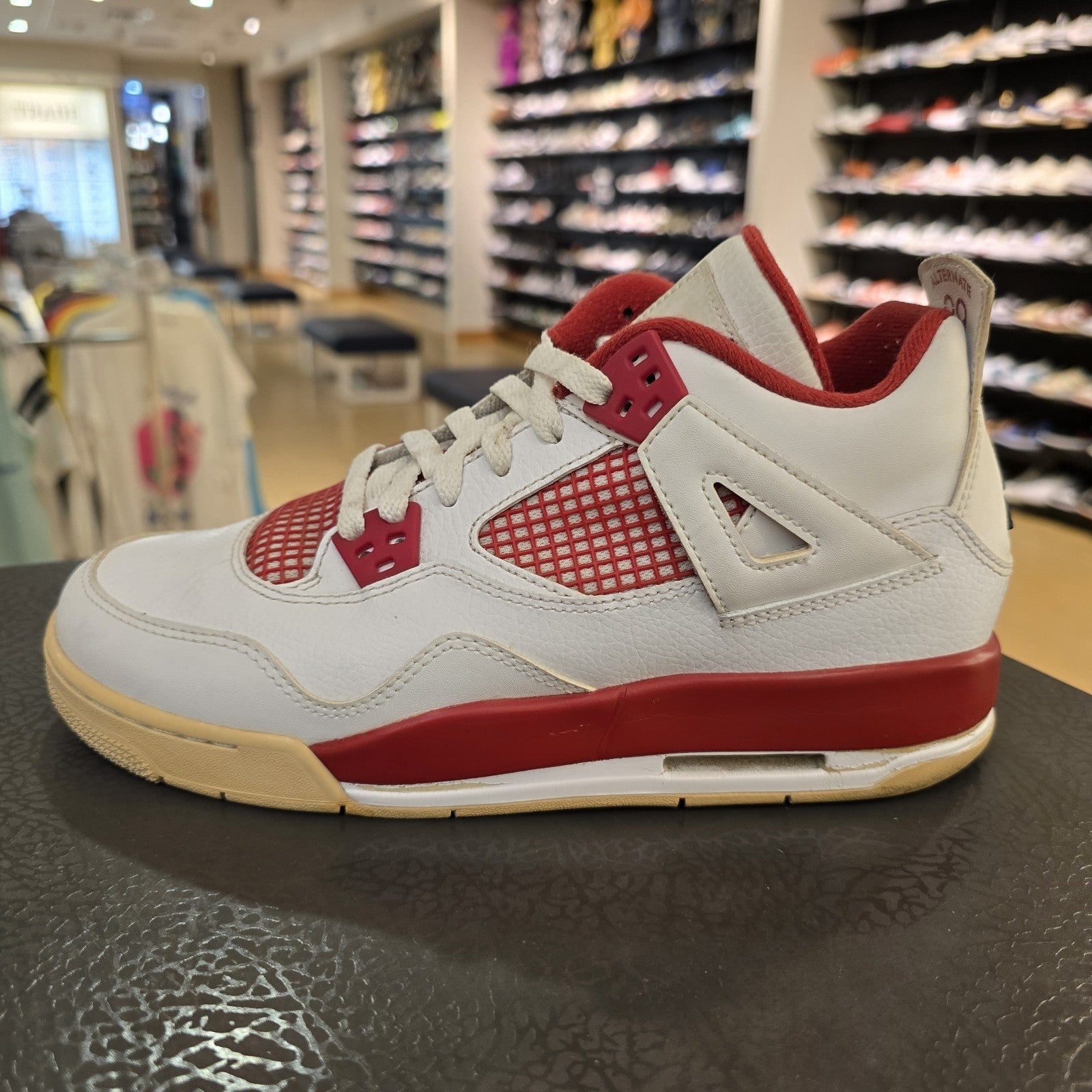 Size 6.5Y (GS) - Jordan 4 Retro Low Alternate 89